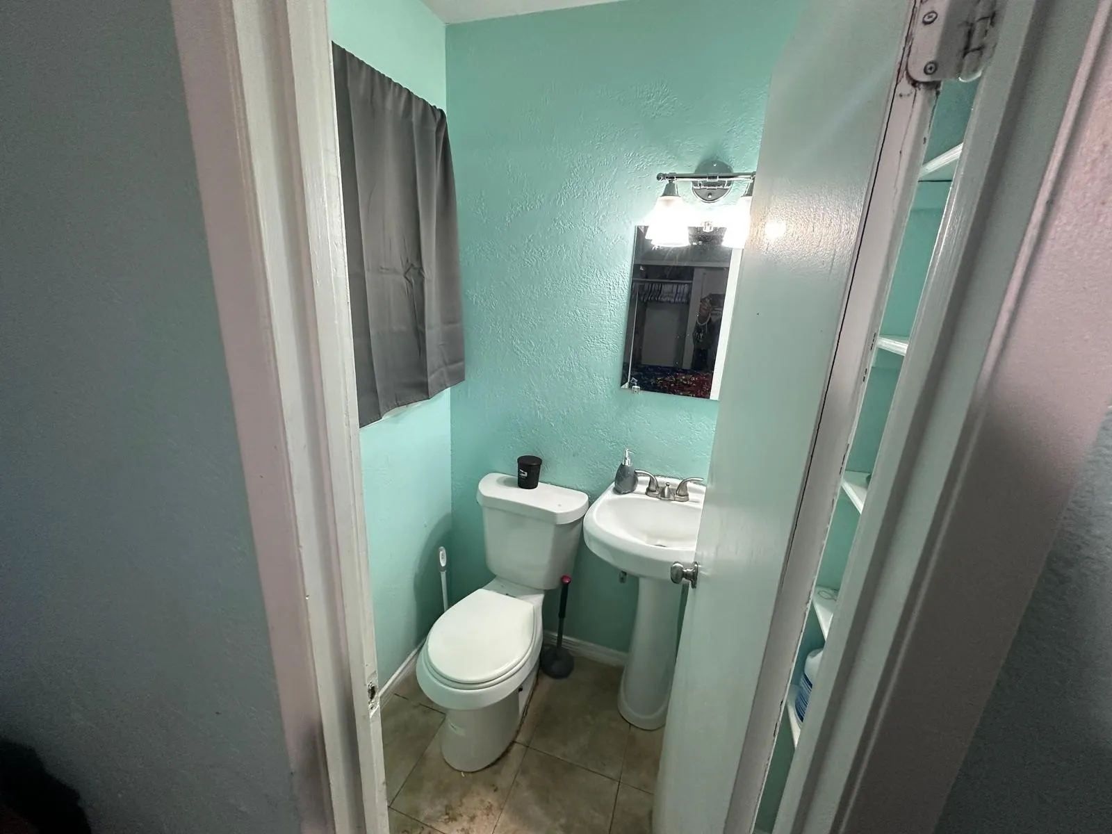 Single Family Residence For Sale in Tarrant County , 1506 Shelmar Drive, Arlington, Texas 76014, 4 Bedroom, 3 Bathroom, Garage spaces, 1,628 Sqft, built in 1966, mls#21405717, Real Estate Agent in Arlington, Homes For Sale in Tarrant county, Homes For Sale in Arlington, Realtor in Arlington Texas, Real Estate Brokerage Independent Realty Texas, Luminita Cordes Realtor