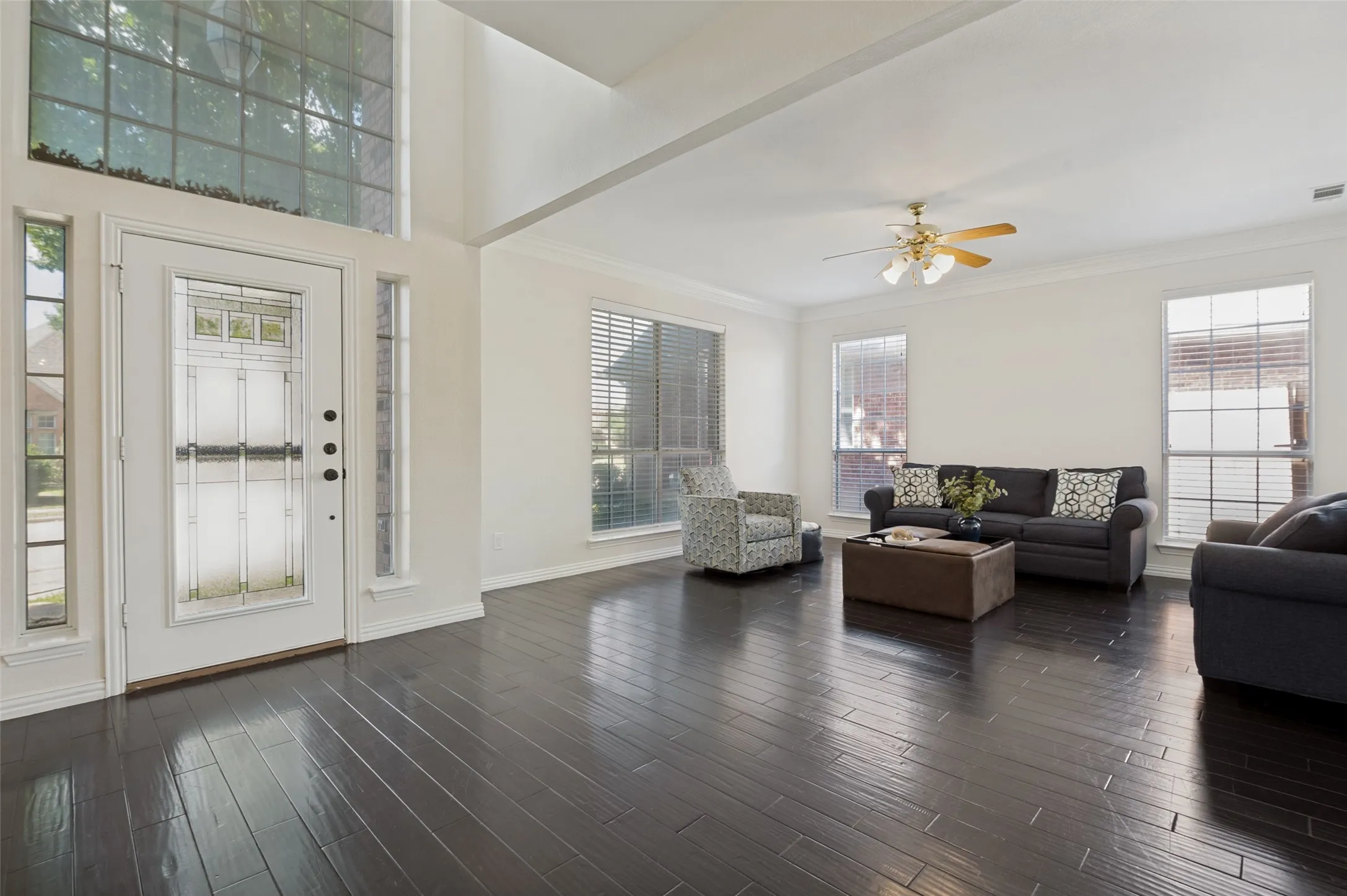 Single Family Residence For Sale in Collin County , 7735 Worthing Street, Dallas, Texas 75252, 4 Bedroom, 4 Bathroom, 2 Garage spaces, 3,221 Sqft, built in 1995, mls#21406890, Real Estate Agent in Dallas, Homes For Sale in Collin county, Homes For Sale in Dallas, Realtor in Dallas Texas, Real Estate Brokerage Independent Realty Texas, Luminita Cordes Realtor