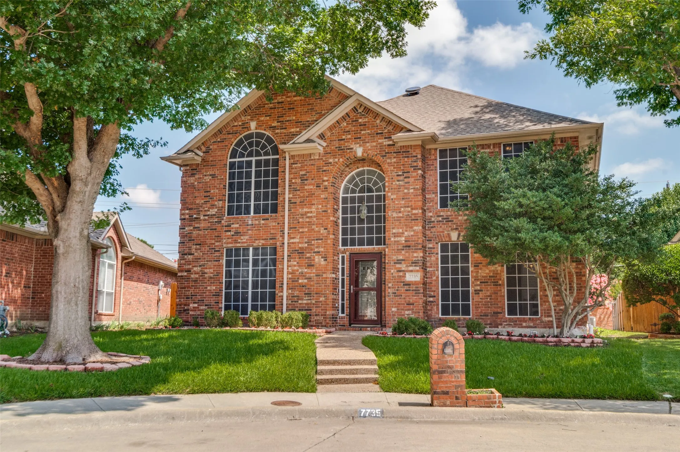Single Family Residence For Sale