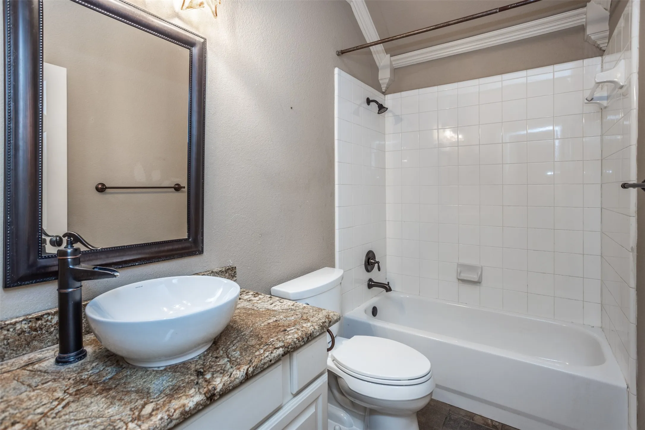 Single Family Residence For Sale in Denton County , 1812 Copper Leaf Drive, Corinth, Texas 76210, 3 Bedroom, 2 Bathroom, 2 Garage spaces, 1,984 Sqft, built in 2001, mls#21406785, Real Estate Agent in Corinth, Homes For Sale in Denton county, Homes For Sale in Corinth, Realtor in Corinth Texas, Real Estate Brokerage Independent Realty Texas, Luminita Cordes Realtor