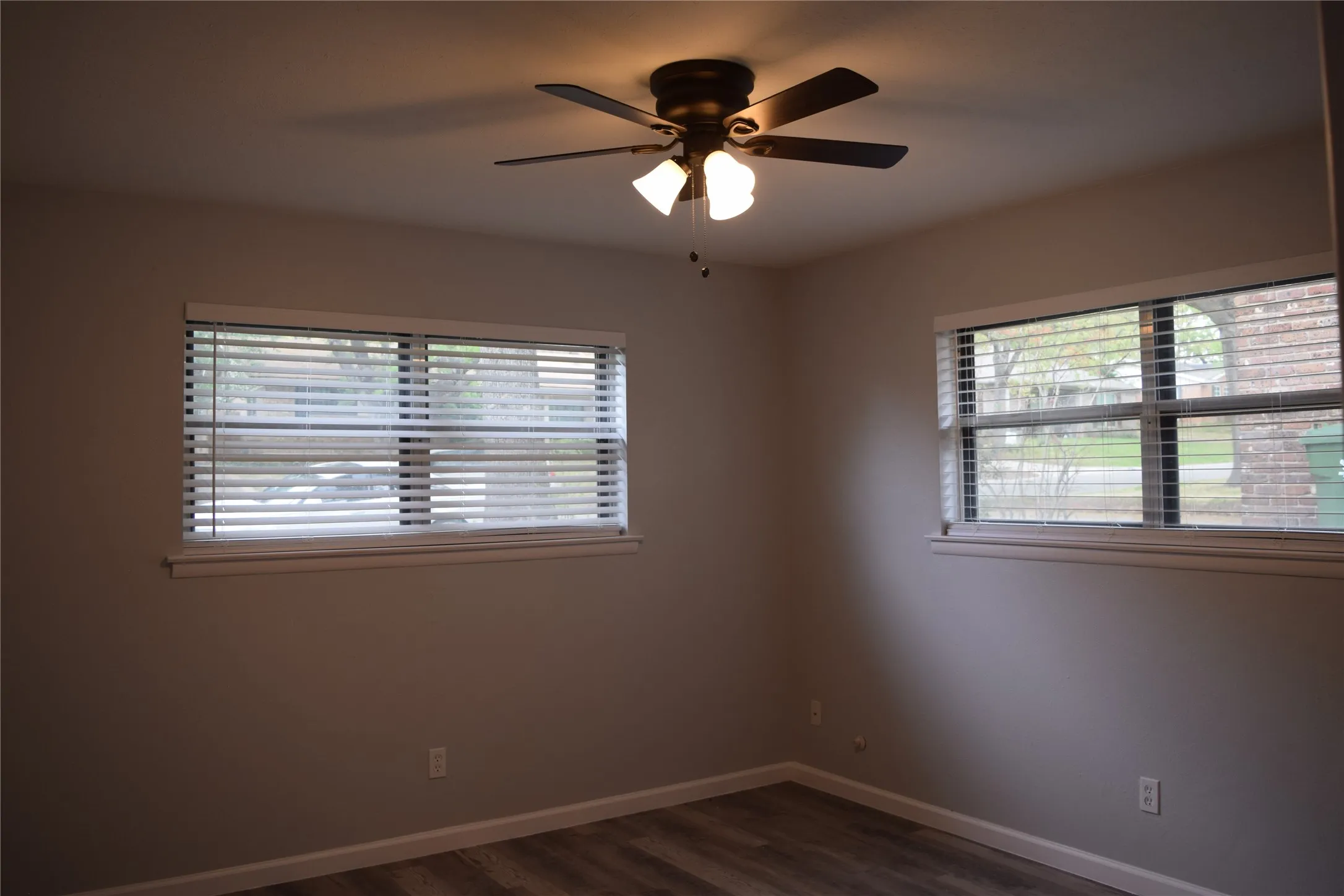 Single Family Residence For Rent in Tarrant County , 853 Joanna Drive, Hurst, Texas 76053, 3 Bedroom, 2 Bathroom, 2 Garage spaces, 1,863 Sqft, built in 1963, mls#21406924, Real Estate Agent in Hurst, Homes For Rent in Tarrant county, Homes For Rent in Hurst, Realtor in Hurst Texas, Real Estate Brokerage Independent Realty Texas, Luminita Cordes Realtor