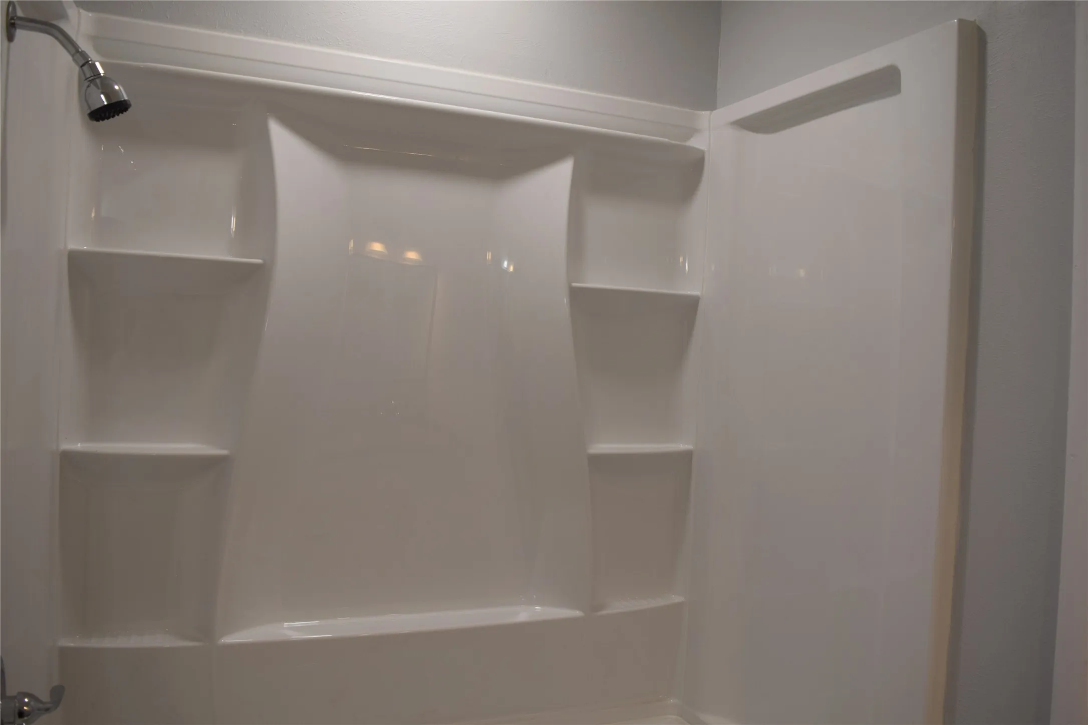 Single Family Residence For Rent in Tarrant County , 853 Joanna Drive, Hurst, Texas 76053, 3 Bedroom, 2 Bathroom, 2 Garage spaces, 1,863 Sqft, built in 1963, mls#21406924, Real Estate Agent in Hurst, Homes For Rent in Tarrant county, Homes For Rent in Hurst, Realtor in Hurst Texas, Real Estate Brokerage Independent Realty Texas, Luminita Cordes Realtor