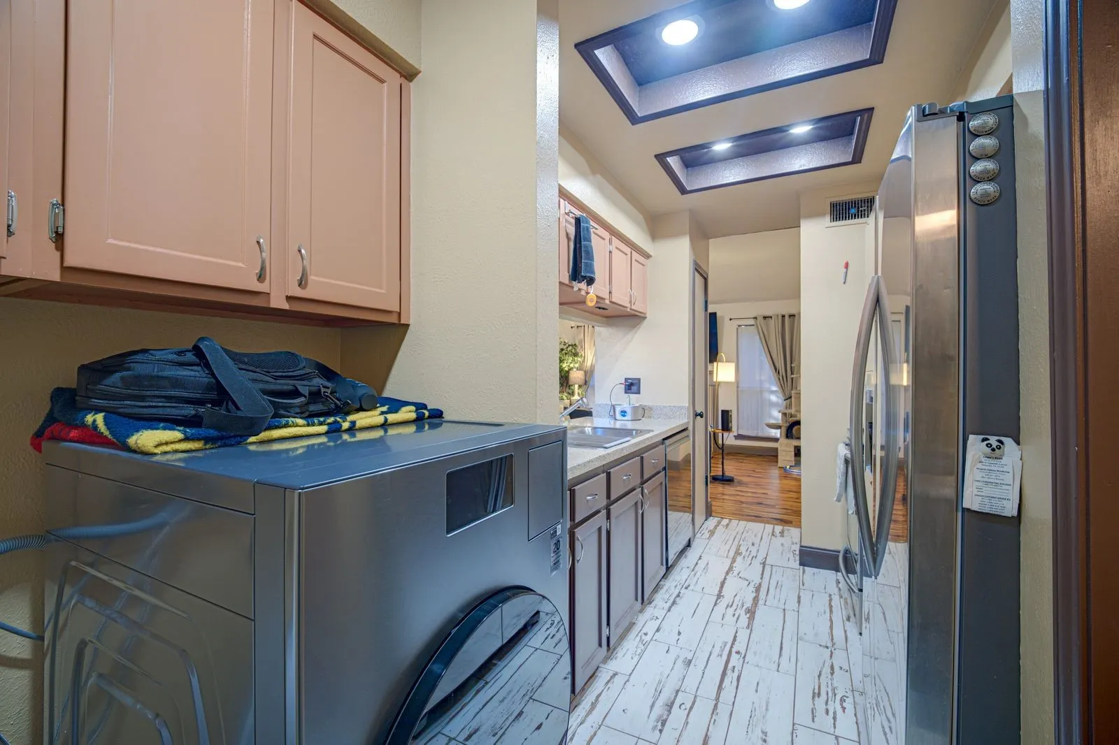 Townhouse For Sale in Dallas County , 4909 Oak Bluff, Mesquite, Texas 75150, 2 Bedroom, 2 Bathroom, 1 Garage spaces, 1,063 Sqft, built in 1984, mls#21406496, Real Estate Agent in Mesquite, Homes For Sale in Dallas county, Homes For Sale in Mesquite, Realtor in Mesquite Texas, Real Estate Brokerage Independent Realty Texas, Luminita Cordes Realtor