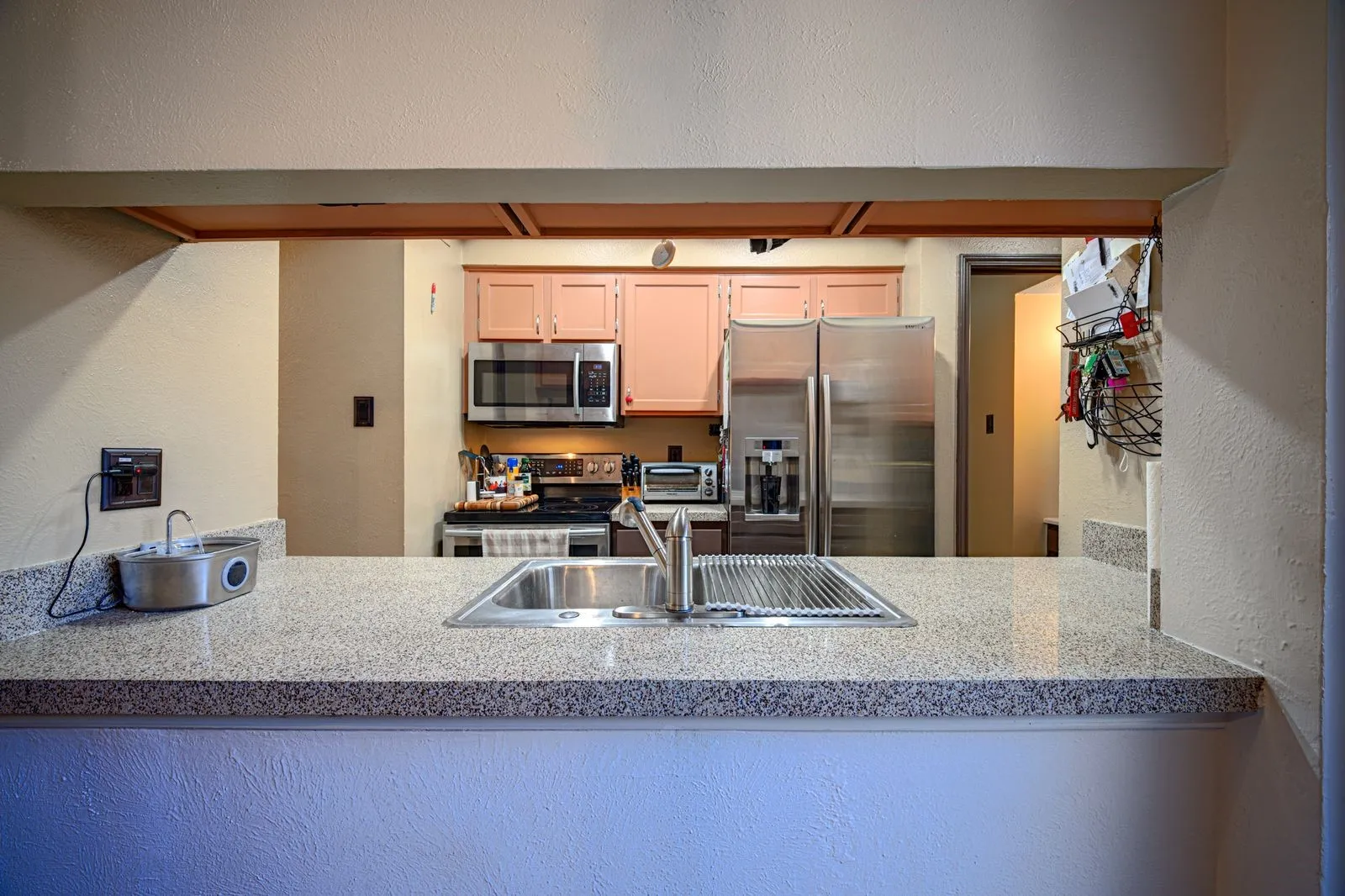 Townhouse For Sale in Dallas County , 4909 Oak Bluff, Mesquite, Texas 75150, 2 Bedroom, 2 Bathroom, 1 Garage spaces, 1,063 Sqft, built in 1984, mls#21406496, Real Estate Agent in Mesquite, Homes For Sale in Dallas county, Homes For Sale in Mesquite, Realtor in Mesquite Texas, Real Estate Brokerage Independent Realty Texas, Luminita Cordes Realtor