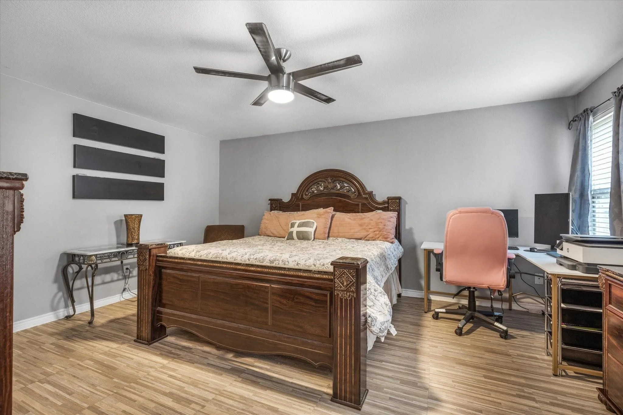 Single Family Residence For Rent in Dallas County , 8610 Mountain Bluff, Dallas, Texas 75227, 3 Bedroom, 2 Bathroom, 2 Garage spaces, 1,474 Sqft, built in 2006, mls#21406087, Real Estate Agent in Dallas, Homes For Rent in Dallas county, Homes For Rent in Dallas, Realtor in Dallas Texas, Real Estate Brokerage Independent Realty Texas, Luminita Cordes Realtor