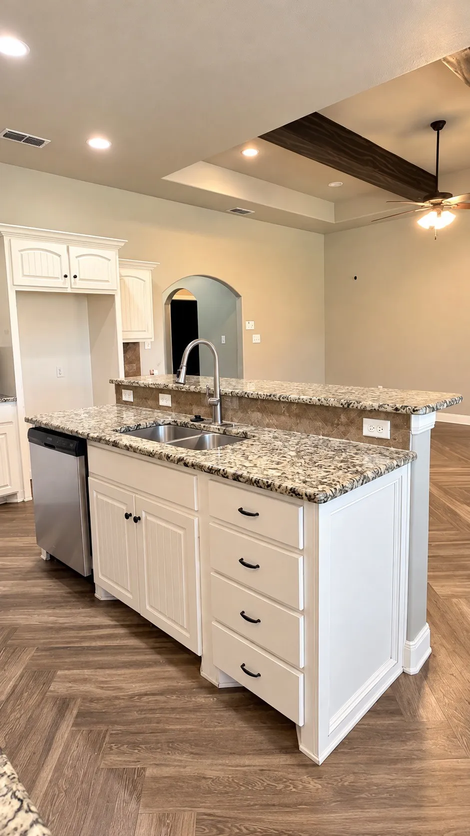 Single Family Residence For Rent in Taylor County , 3738 Bettes Lane, Abilene, Texas 79606, 3 Bedroom, 2 Bathroom, 2 Garage spaces, 1,756 Sqft, built in 2015, mls#21406942, Real Estate Agent in Abilene, Homes For Rent in Taylor county, Homes For Rent in Abilene, Realtor in Abilene Texas, Real Estate Brokerage Independent Realty Texas, Luminita Cordes Realtor