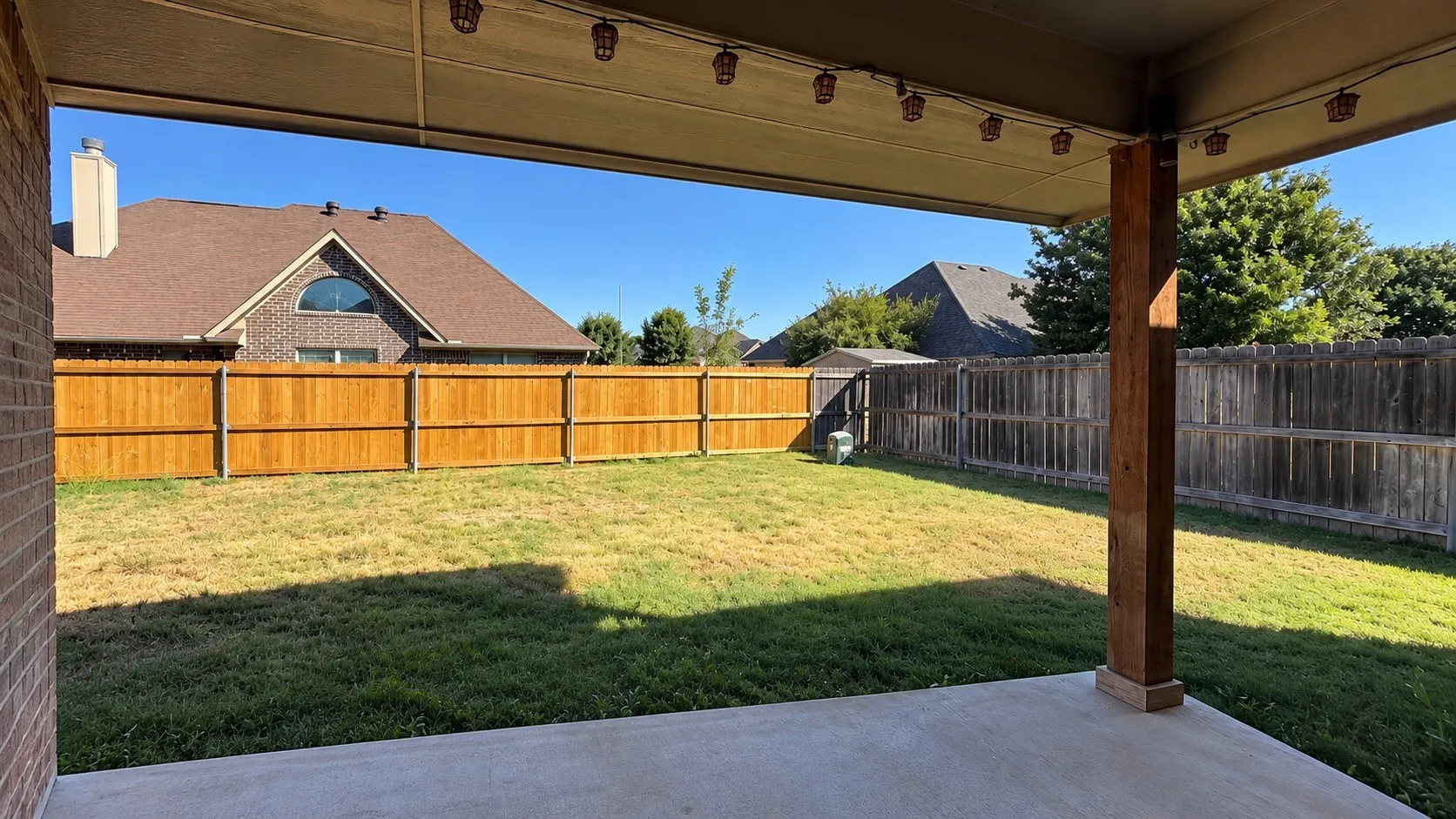 Single Family Residence For Rent in Taylor County , 3738 Bettes Lane, Abilene, Texas 79606, 3 Bedroom, 2 Bathroom, 2 Garage spaces, 1,756 Sqft, built in 2015, mls#21406942, Real Estate Agent in Abilene, Homes For Rent in Taylor county, Homes For Rent in Abilene, Realtor in Abilene Texas, Real Estate Brokerage Independent Realty Texas, Luminita Cordes Realtor