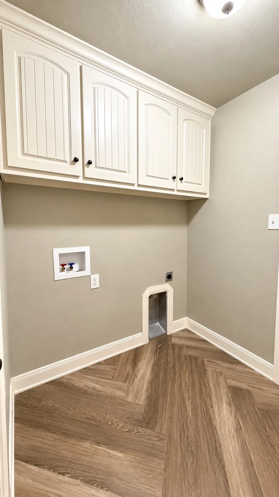 Single Family Residence For Rent in Taylor County , 3738 Bettes Lane, Abilene, Texas 79606, 3 Bedroom, 2 Bathroom, 2 Garage spaces, 1,756 Sqft, built in 2015, mls#21406942, Real Estate Agent in Abilene, Homes For Rent in Taylor county, Homes For Rent in Abilene, Realtor in Abilene Texas, Real Estate Brokerage Independent Realty Texas, Luminita Cordes Realtor