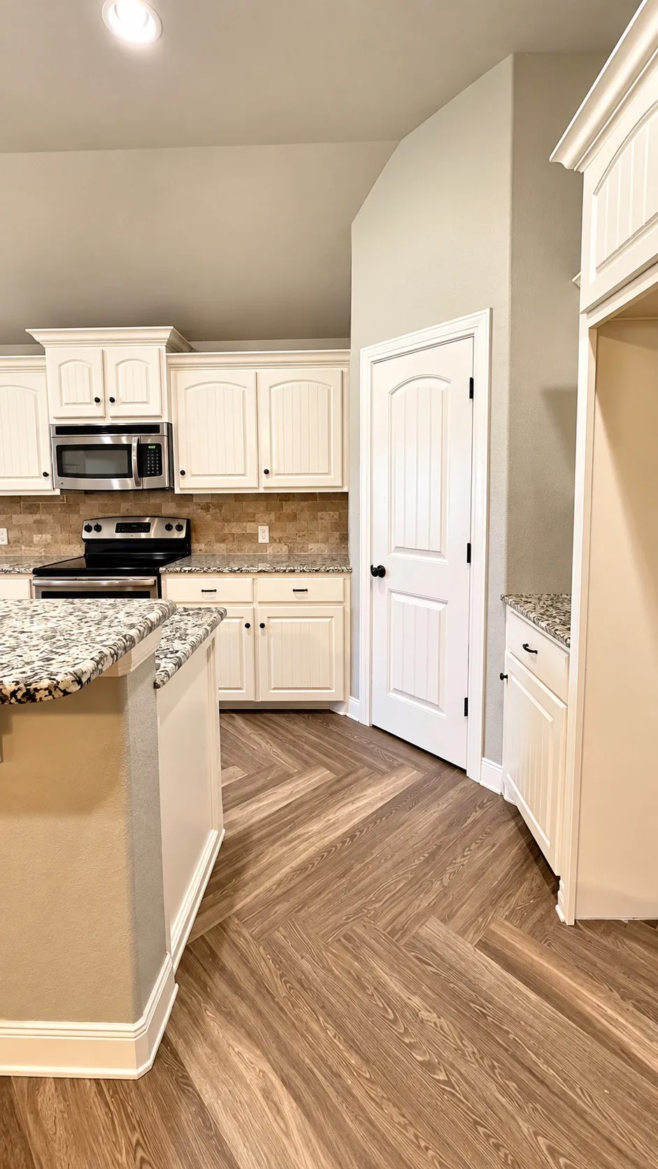 Single Family Residence For Rent in Taylor County , 3738 Bettes Lane, Abilene, Texas 79606, 3 Bedroom, 2 Bathroom, 2 Garage spaces, 1,756 Sqft, built in 2015, mls#21406942, Real Estate Agent in Abilene, Homes For Rent in Taylor county, Homes For Rent in Abilene, Realtor in Abilene Texas, Real Estate Brokerage Independent Realty Texas, Luminita Cordes Realtor