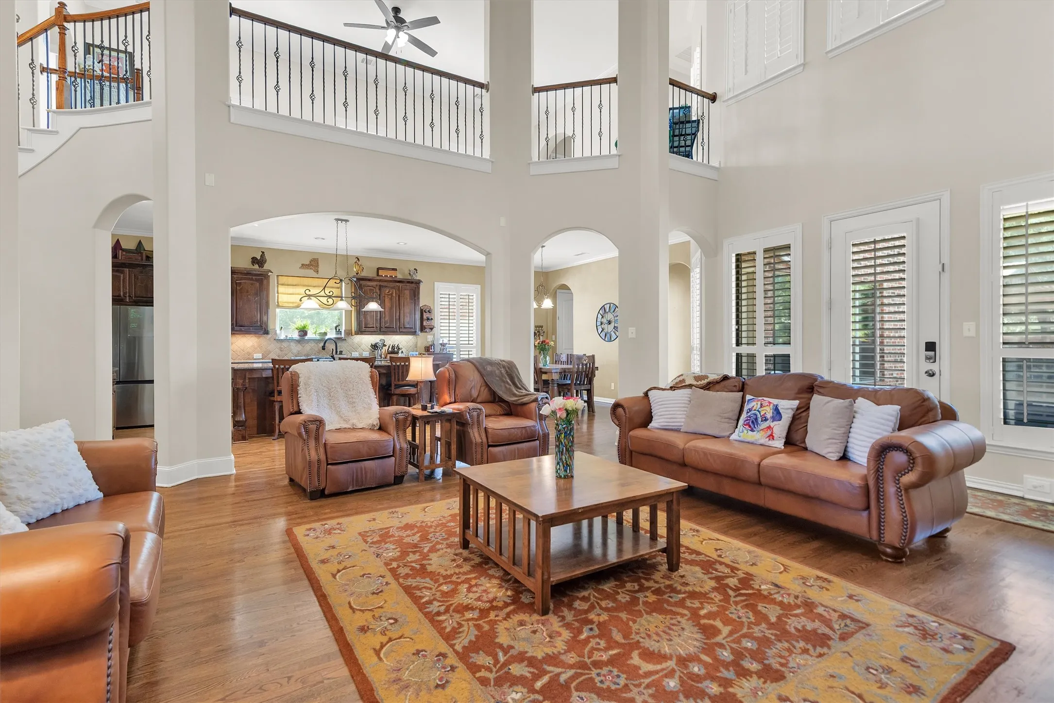 Single Family Residence For Sale in Collin County , 519 Pheasant Run Drive, Murphy, Texas 75094, 5 Bedroom, 4 Bathroom, 3 Garage spaces, 4,811 Sqft, built in 2007, mls#21406710, Real Estate Agent in Murphy, Homes For Sale in Collin county, Homes For Sale in Murphy, Realtor in Murphy Texas, Real Estate Brokerage Independent Realty Texas, Luminita Cordes Realtor