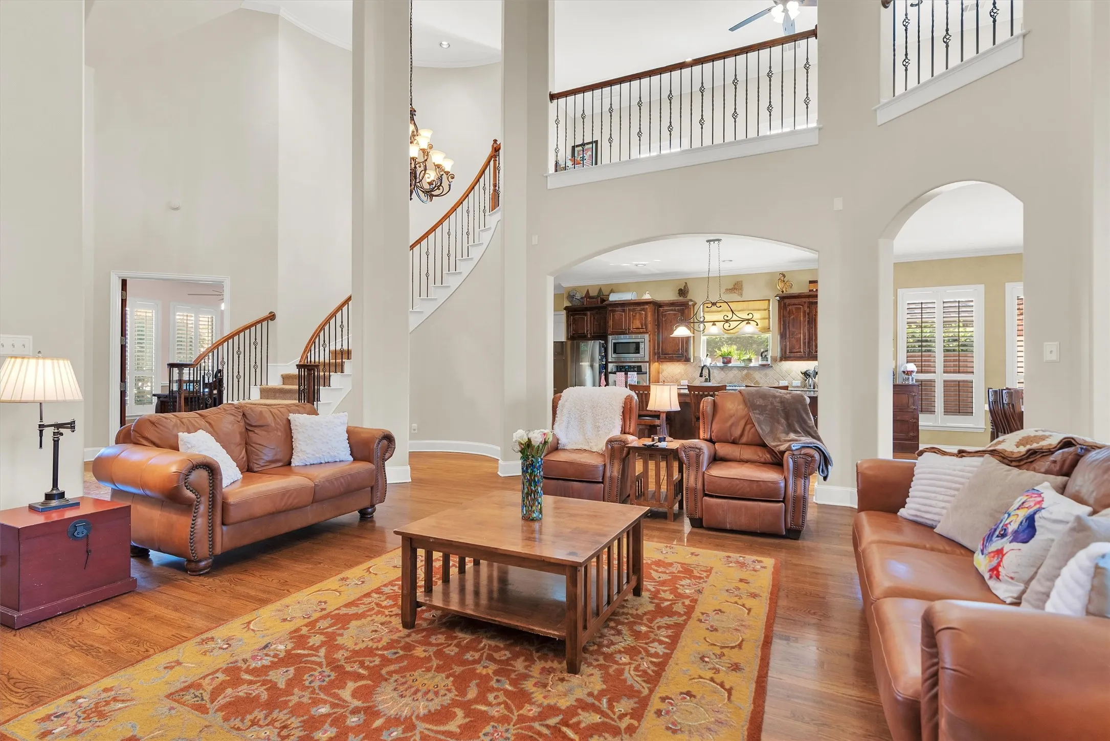 Single Family Residence For Sale in Collin County , 519 Pheasant Run Drive, Murphy, Texas 75094, 5 Bedroom, 4 Bathroom, 3 Garage spaces, 4,811 Sqft, built in 2007, mls#21406710, Real Estate Agent in Murphy, Homes For Sale in Collin county, Homes For Sale in Murphy, Realtor in Murphy Texas, Real Estate Brokerage Independent Realty Texas, Luminita Cordes Realtor