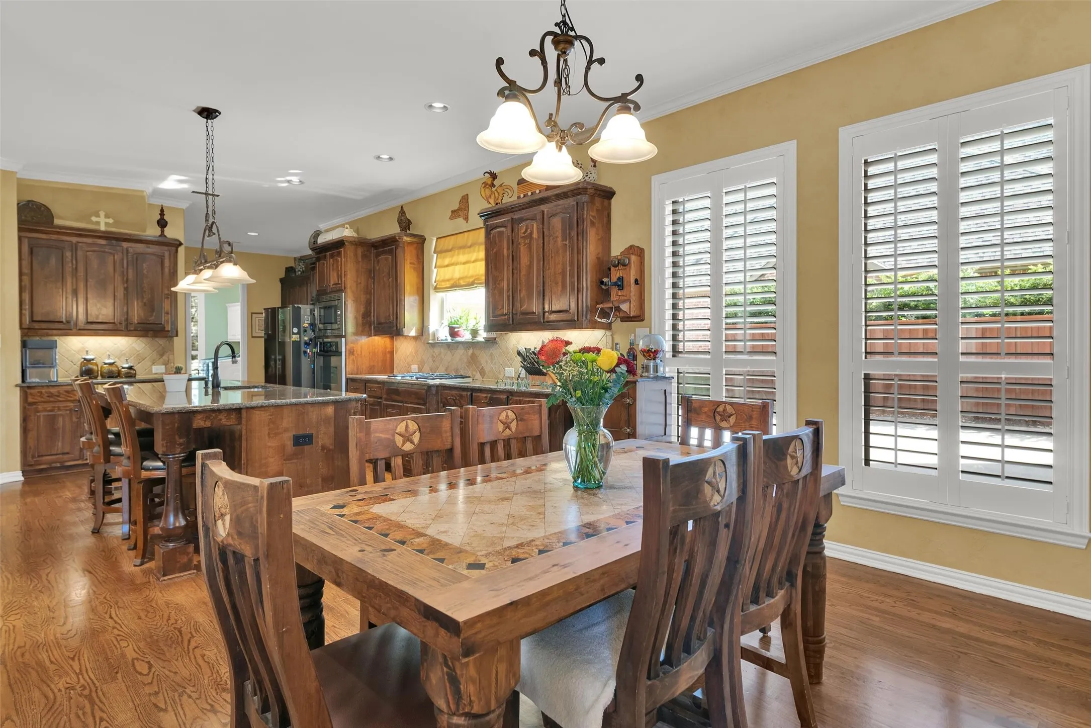 Single Family Residence For Sale in Collin County , 519 Pheasant Run Drive, Murphy, Texas 75094, 5 Bedroom, 4 Bathroom, 3 Garage spaces, 4,811 Sqft, built in 2007, mls#21406710, Real Estate Agent in Murphy, Homes For Sale in Collin county, Homes For Sale in Murphy, Realtor in Murphy Texas, Real Estate Brokerage Independent Realty Texas, Luminita Cordes Realtor