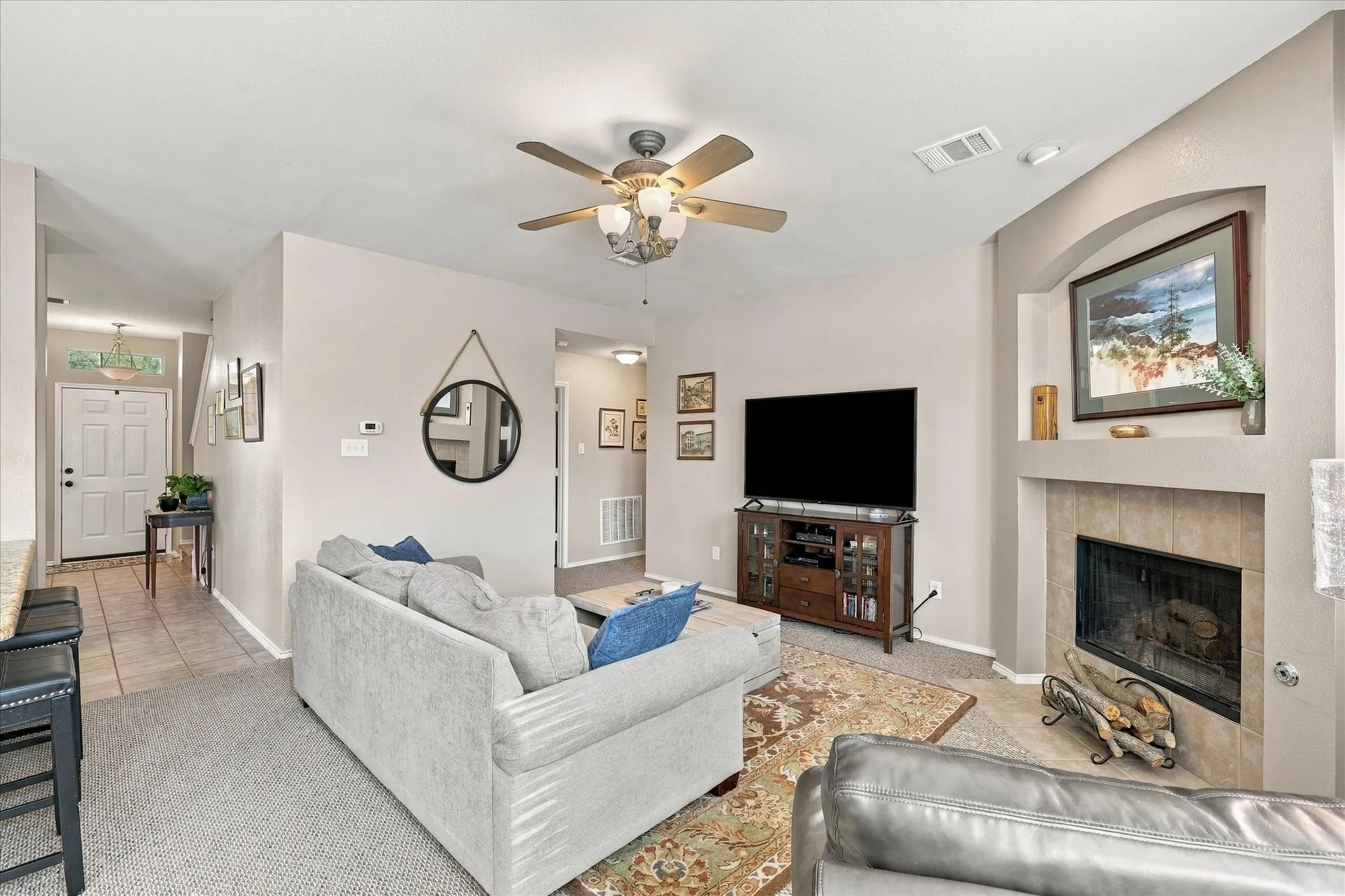 Single Family Residence For Sale in Denton County , 7800 Swan Park Drive, Denton, Texas 76210, 4 Bedroom, 3 Bathroom, 2 Garage spaces, 2,611 Sqft, built in 2002, mls#21406756, Real Estate Agent in Denton, Homes For Sale in Denton county, Homes For Sale in Denton, Realtor in Denton Texas, Real Estate Brokerage Independent Realty Texas, Luminita Cordes Realtor
