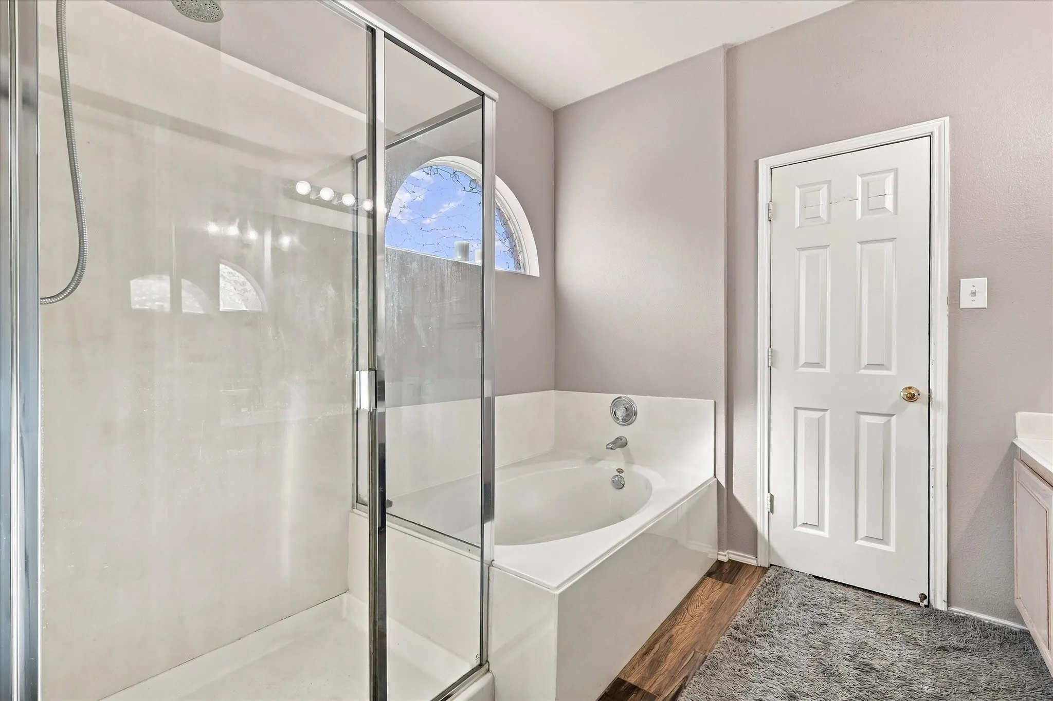 Single Family Residence For Sale in Denton County , 7800 Swan Park Drive, Denton, Texas 76210, 4 Bedroom, 3 Bathroom, 2 Garage spaces, 2,611 Sqft, built in 2002, mls#21406756, Real Estate Agent in Denton, Homes For Sale in Denton county, Homes For Sale in Denton, Realtor in Denton Texas, Real Estate Brokerage Independent Realty Texas, Luminita Cordes Realtor