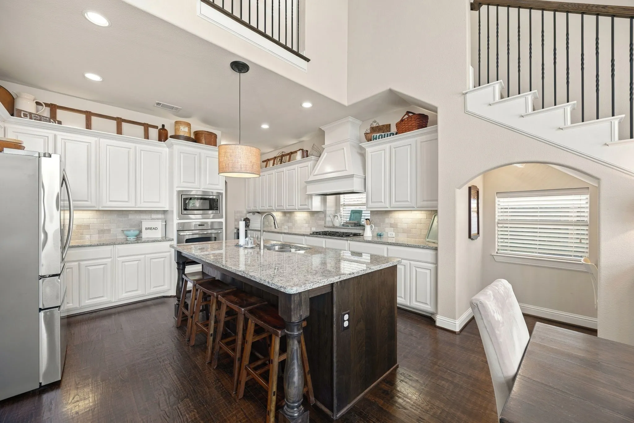 Single Family Residence For Sale in Collin County , 2908 Mountain Creek Drive, Mc Kinney, Texas 75072, 4 Bedroom, 4 Bathroom, 3 Garage spaces, 4,511 Sqft, built in 2010, mls#21406960, Real Estate Agent in Mc Kinney, Homes For Sale in Collin county, Homes For Sale in Mc Kinney, Realtor in Mc Kinney Texas, Real Estate Brokerage Independent Realty Texas, Luminita Cordes Realtor
