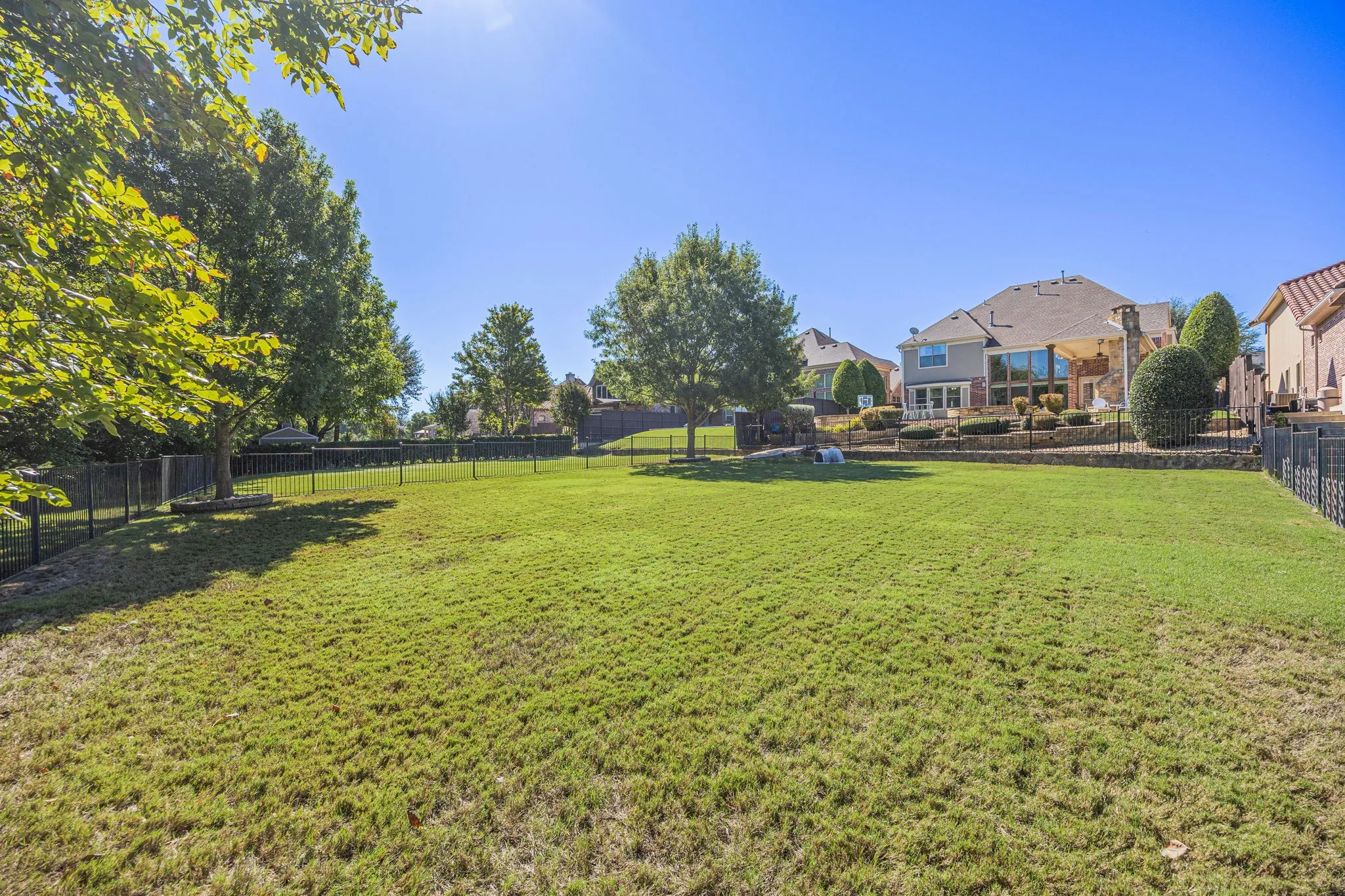 Single Family Residence For Sale in Collin County , 2908 Mountain Creek Drive, Mc Kinney, Texas 75072, 4 Bedroom, 4 Bathroom, 3 Garage spaces, 4,511 Sqft, built in 2010, mls#21406960, Real Estate Agent in Mc Kinney, Homes For Sale in Collin county, Homes For Sale in Mc Kinney, Realtor in Mc Kinney Texas, Real Estate Brokerage Independent Realty Texas, Luminita Cordes Realtor