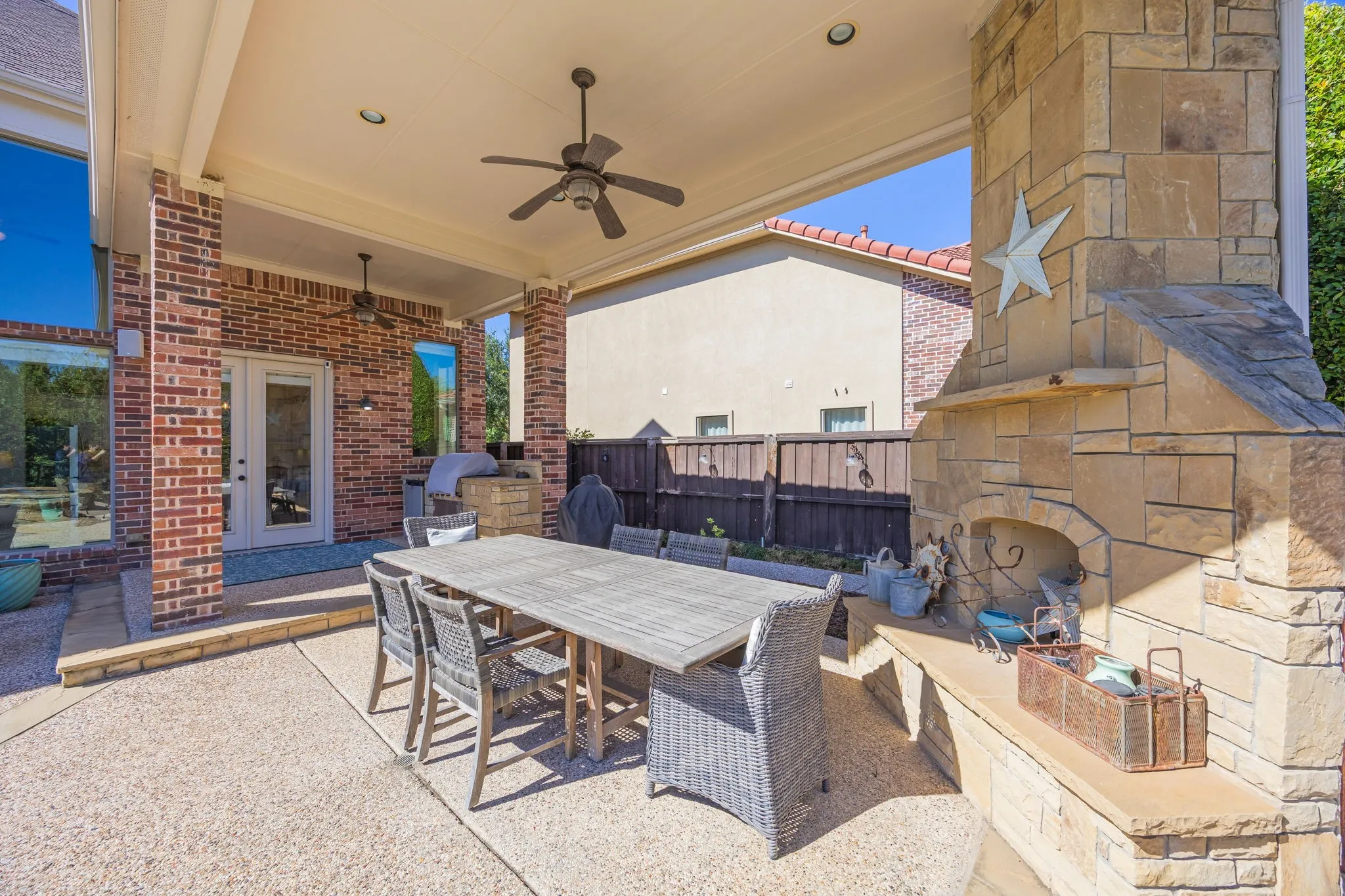 Single Family Residence For Sale in Collin County , 2908 Mountain Creek Drive, Mc Kinney, Texas 75072, 4 Bedroom, 4 Bathroom, 3 Garage spaces, 4,511 Sqft, built in 2010, mls#21406960, Real Estate Agent in Mc Kinney, Homes For Sale in Collin county, Homes For Sale in Mc Kinney, Realtor in Mc Kinney Texas, Real Estate Brokerage Independent Realty Texas, Luminita Cordes Realtor