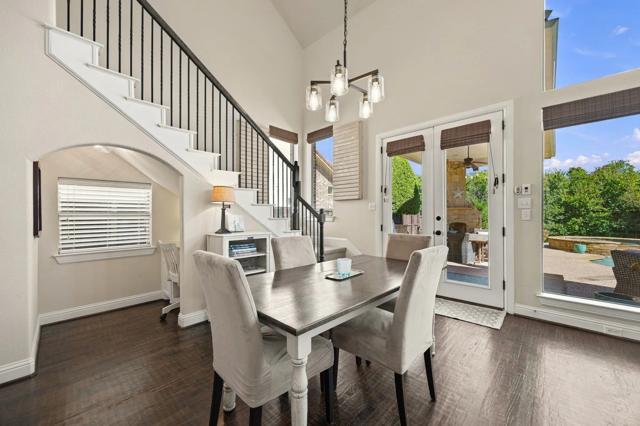 Single Family Residence For Sale in Collin County , 2908 Mountain Creek Drive, Mc Kinney, Texas 75072, 4 Bedroom, 4 Bathroom, 3 Garage spaces, 4,511 Sqft, built in 2010, mls#21406960, Real Estate Agent in Mc Kinney, Homes For Sale in Collin county, Homes For Sale in Mc Kinney, Realtor in Mc Kinney Texas, Real Estate Brokerage Independent Realty Texas, Luminita Cordes Realtor