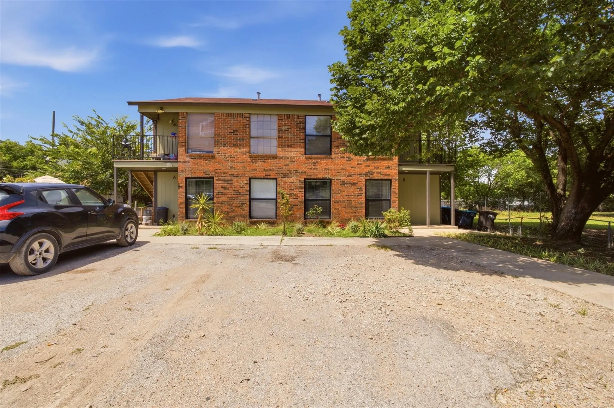 Apartment For Rent in Tarrant County , 908 Isbell Road D, Fort Worth, Texas 76114, 2 Bedroom, 2 Bathroom, Garage spaces, 920 Sqft, built in 1983, mls#21401408, Real Estate Agent in Fort Worth, Homes For Rent in Tarrant county, Homes For Rent in Fort Worth, Realtor in Fort Worth Texas, Real Estate Brokerage Independent Realty Texas, Luminita Cordes Realtor