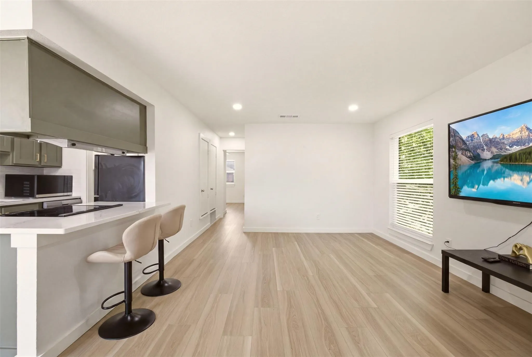 Apartment For Rent