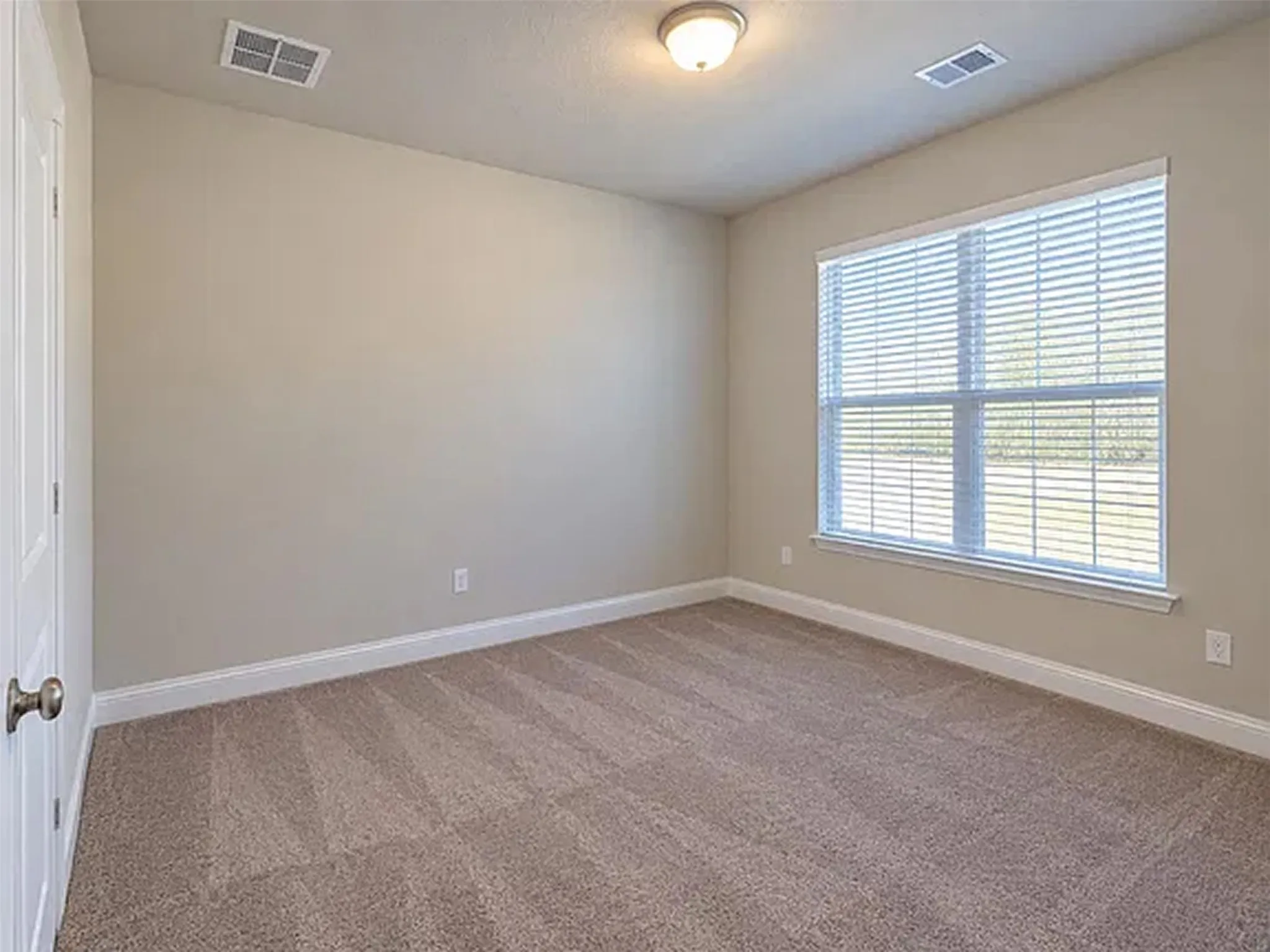 Townhouse For Rent in Collin County , 10631 Anna Island Drive, Frisco, Texas 75035, 3 Bedroom, 3 Bathroom, 2 Garage spaces, 1,657 Sqft, built in 2022, mls#21406966, Real Estate Agent in Frisco, Homes For Rent in Collin county, Homes For Rent in Frisco, Realtor in Frisco Texas, Real Estate Brokerage Independent Realty Texas, Luminita Cordes Realtor