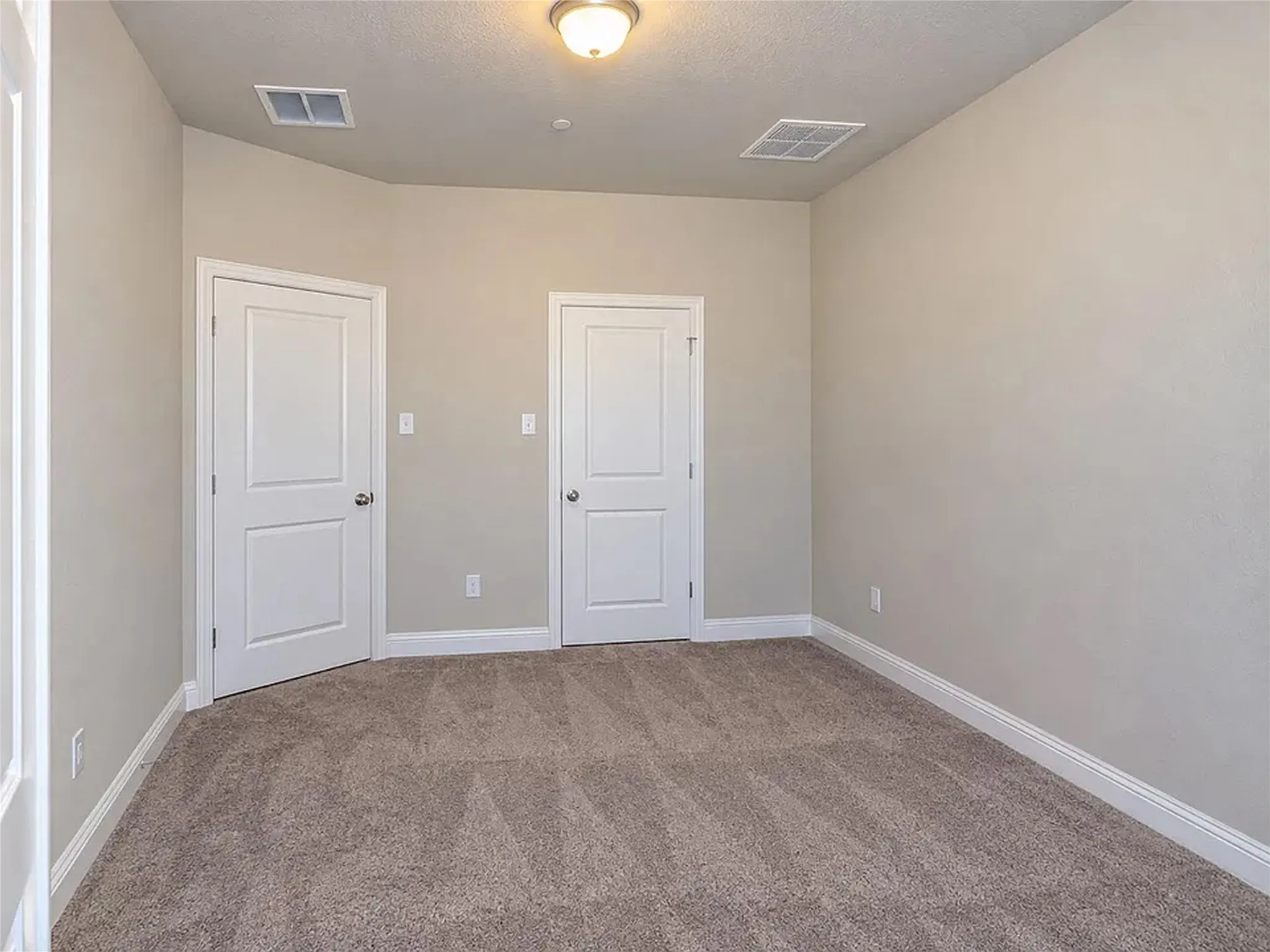Townhouse For Rent in Collin County , 10631 Anna Island Drive, Frisco, Texas 75035, 3 Bedroom, 3 Bathroom, 2 Garage spaces, 1,657 Sqft, built in 2022, mls#21406966, Real Estate Agent in Frisco, Homes For Rent in Collin county, Homes For Rent in Frisco, Realtor in Frisco Texas, Real Estate Brokerage Independent Realty Texas, Luminita Cordes Realtor