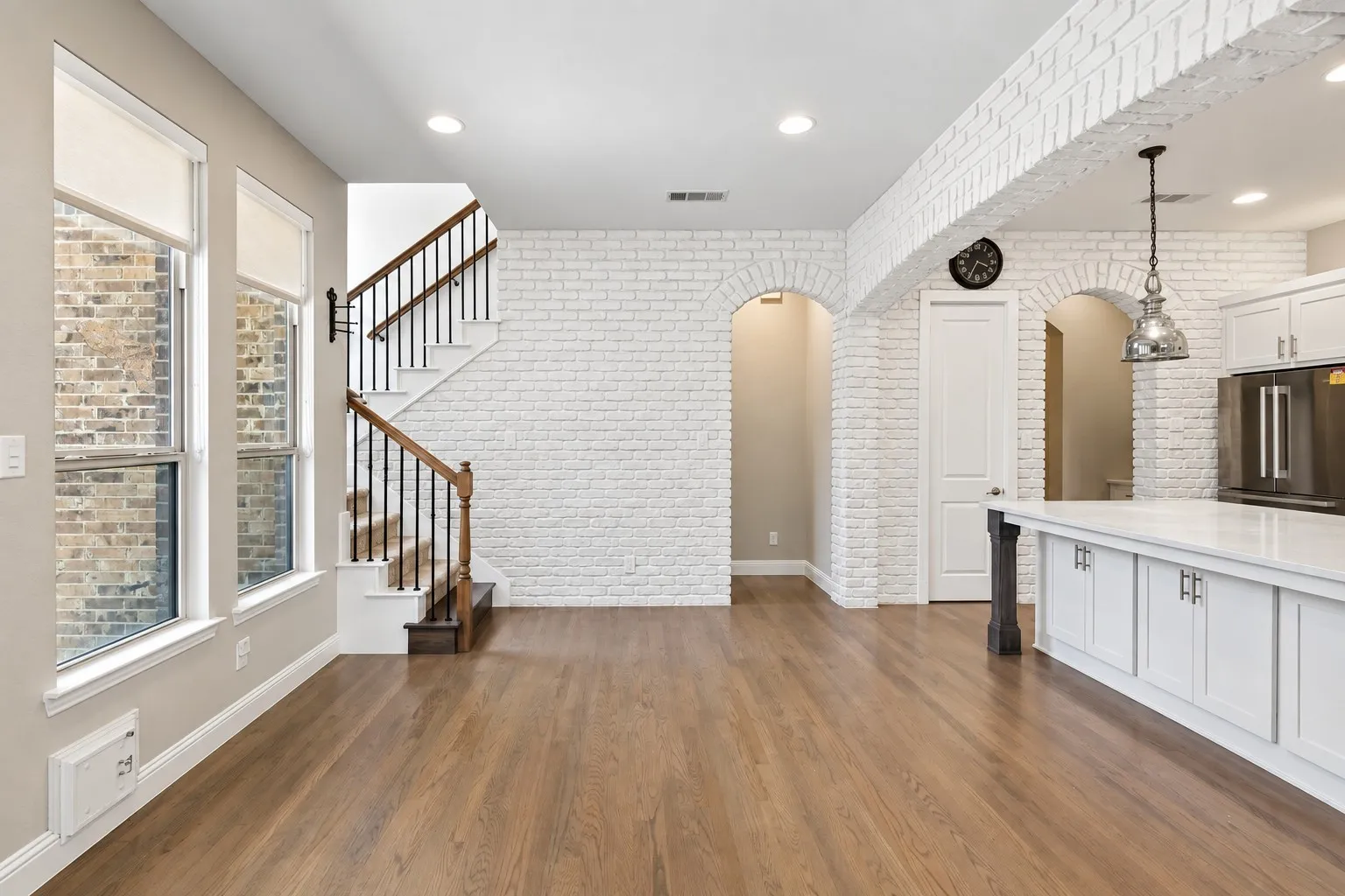Virtually Whitened Brick Wall