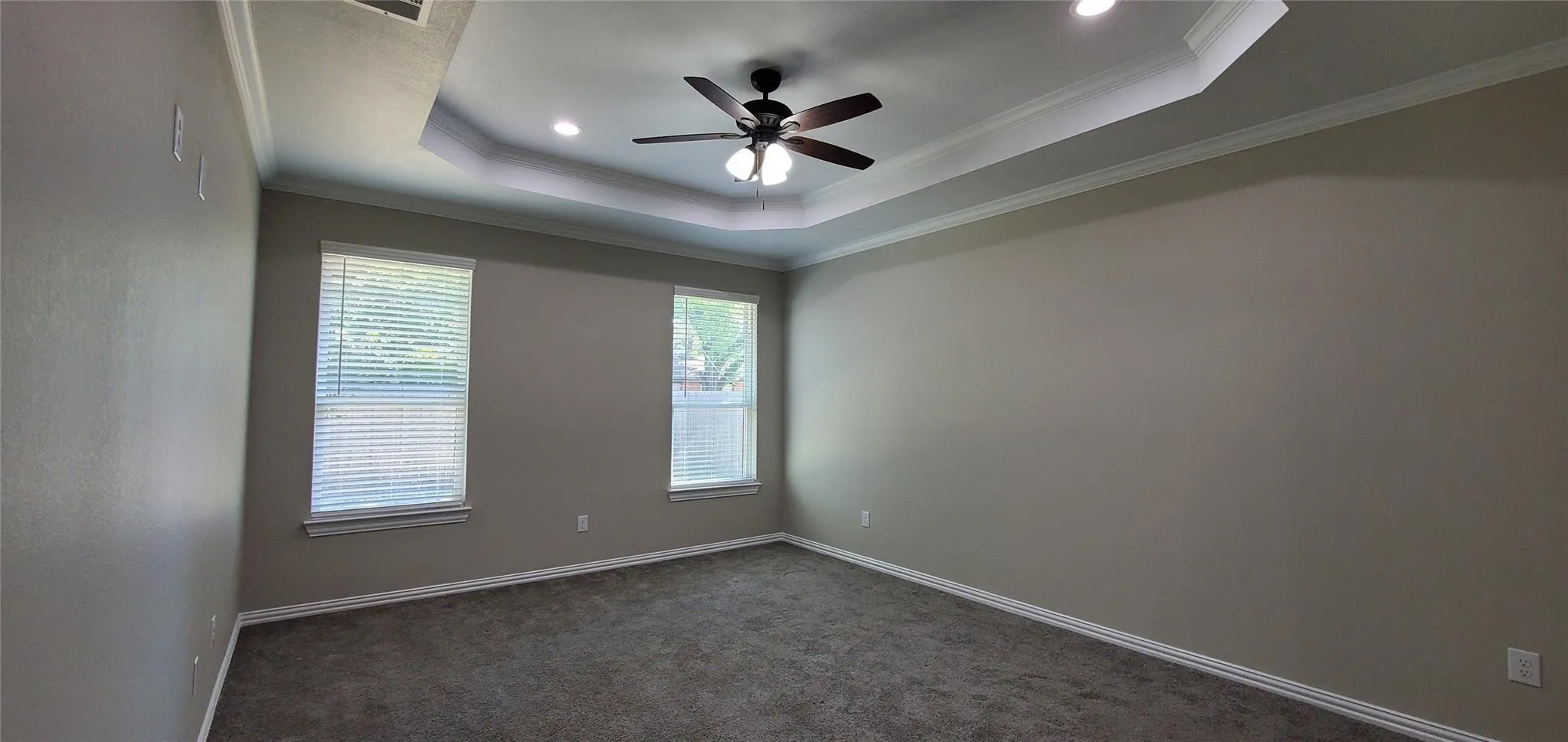 Single Family Residence For Rent in Dallas County , 2102 N O Connor Road, Irving, Texas 75061, 3 Bedroom, 3 Bathroom, 2 Garage spaces, 1,886 Sqft, built in 2022, mls#21406971, Real Estate Agent in Irving, Homes For Rent in Dallas county, Homes For Rent in Irving, Realtor in Irving Texas, Real Estate Brokerage Independent Realty Texas, Luminita Cordes Realtor
