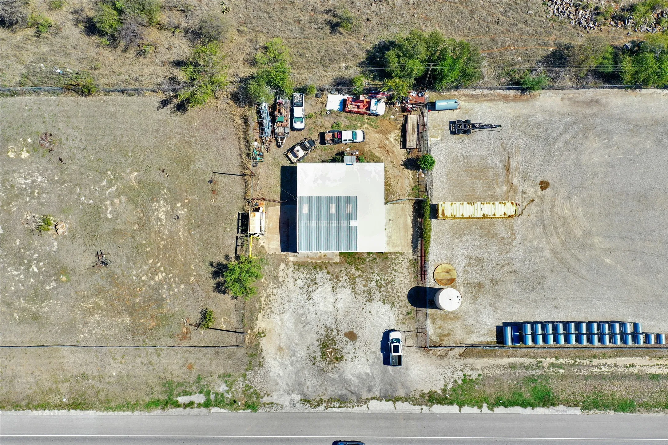 Warehouse For Sale in Jack County , 875 S Main Street, Jacksboro, Texas 76458, 0, 0, Garage spaces, 0 Sqft, built in 1980, mls#21406857, Real Estate Agent in Jacksboro, Homes For Sale in Jack county, Homes For Sale in Jacksboro, Realtor in Jacksboro Texas, Real Estate Brokerage Independent Realty Texas, Luminita Cordes Realtor