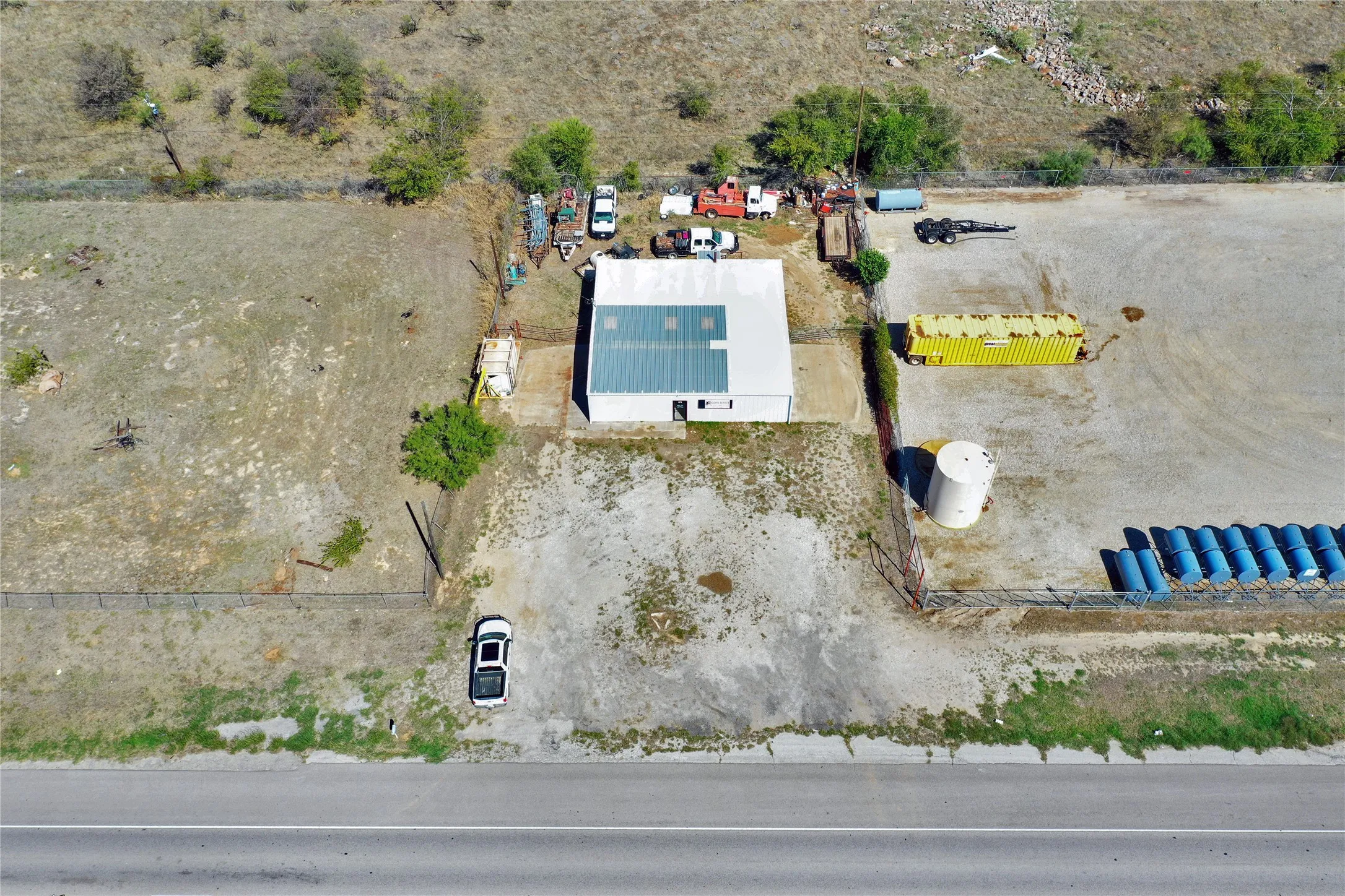 Warehouse For Sale in Jack County , 875 S Main Street, Jacksboro, Texas 76458, 0, 0, Garage spaces, 0 Sqft, built in 1980, mls#21406857, Real Estate Agent in Jacksboro, Homes For Sale in Jack county, Homes For Sale in Jacksboro, Realtor in Jacksboro Texas, Real Estate Brokerage Independent Realty Texas, Luminita Cordes Realtor