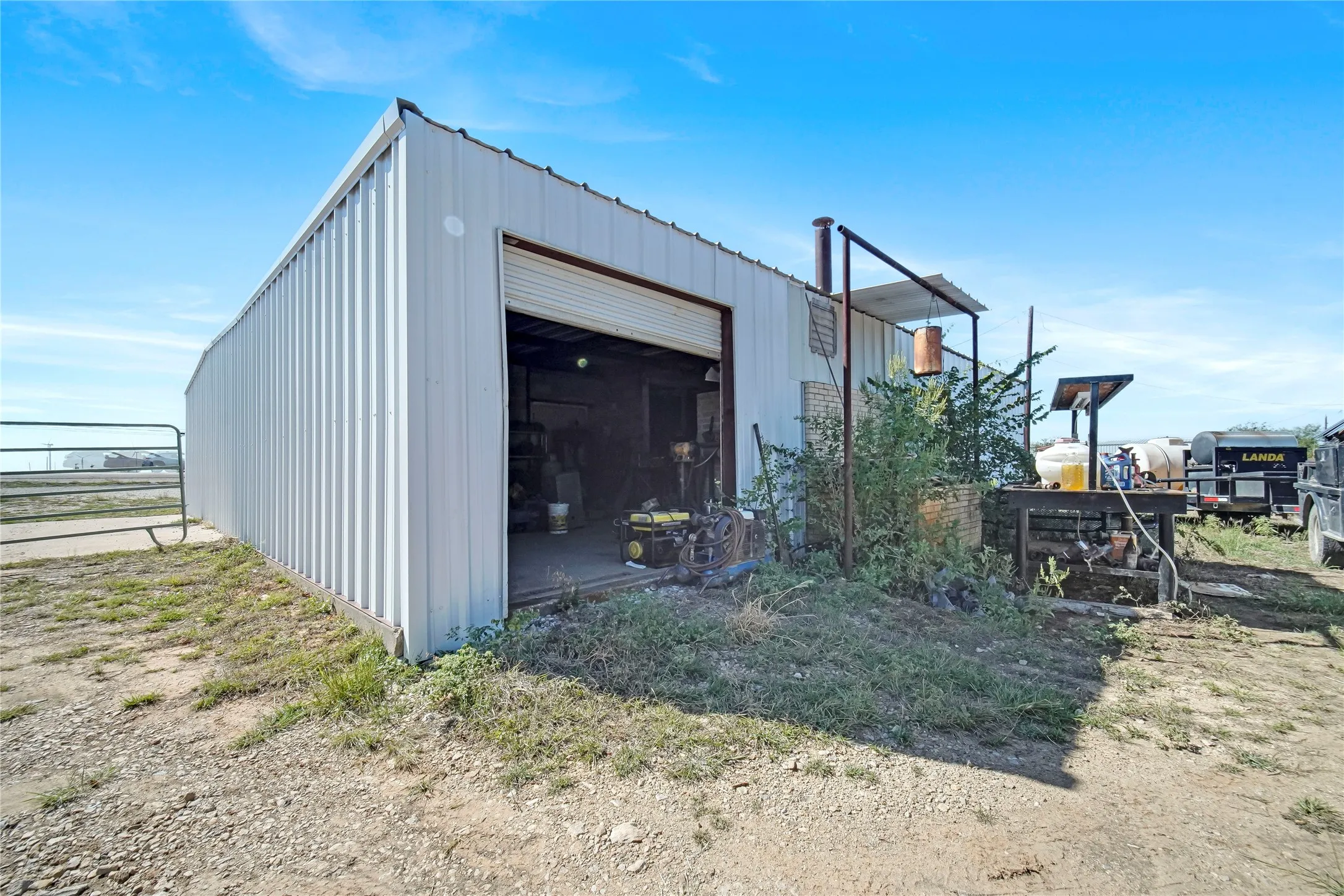 Warehouse For Sale in Jack County , 875 S Main Street, Jacksboro, Texas 76458, 0, 0, Garage spaces, 0 Sqft, built in 1980, mls#21406857, Real Estate Agent in Jacksboro, Homes For Sale in Jack county, Homes For Sale in Jacksboro, Realtor in Jacksboro Texas, Real Estate Brokerage Independent Realty Texas, Luminita Cordes Realtor