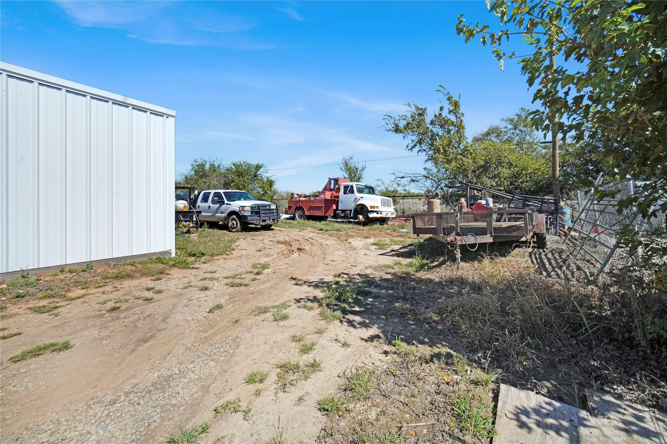 Warehouse For Sale in Jack County , 875 S Main Street, Jacksboro, Texas 76458, 0, 0, Garage spaces, 0 Sqft, built in 1980, mls#21406857, Real Estate Agent in Jacksboro, Homes For Sale in Jack county, Homes For Sale in Jacksboro, Realtor in Jacksboro Texas, Real Estate Brokerage Independent Realty Texas, Luminita Cordes Realtor