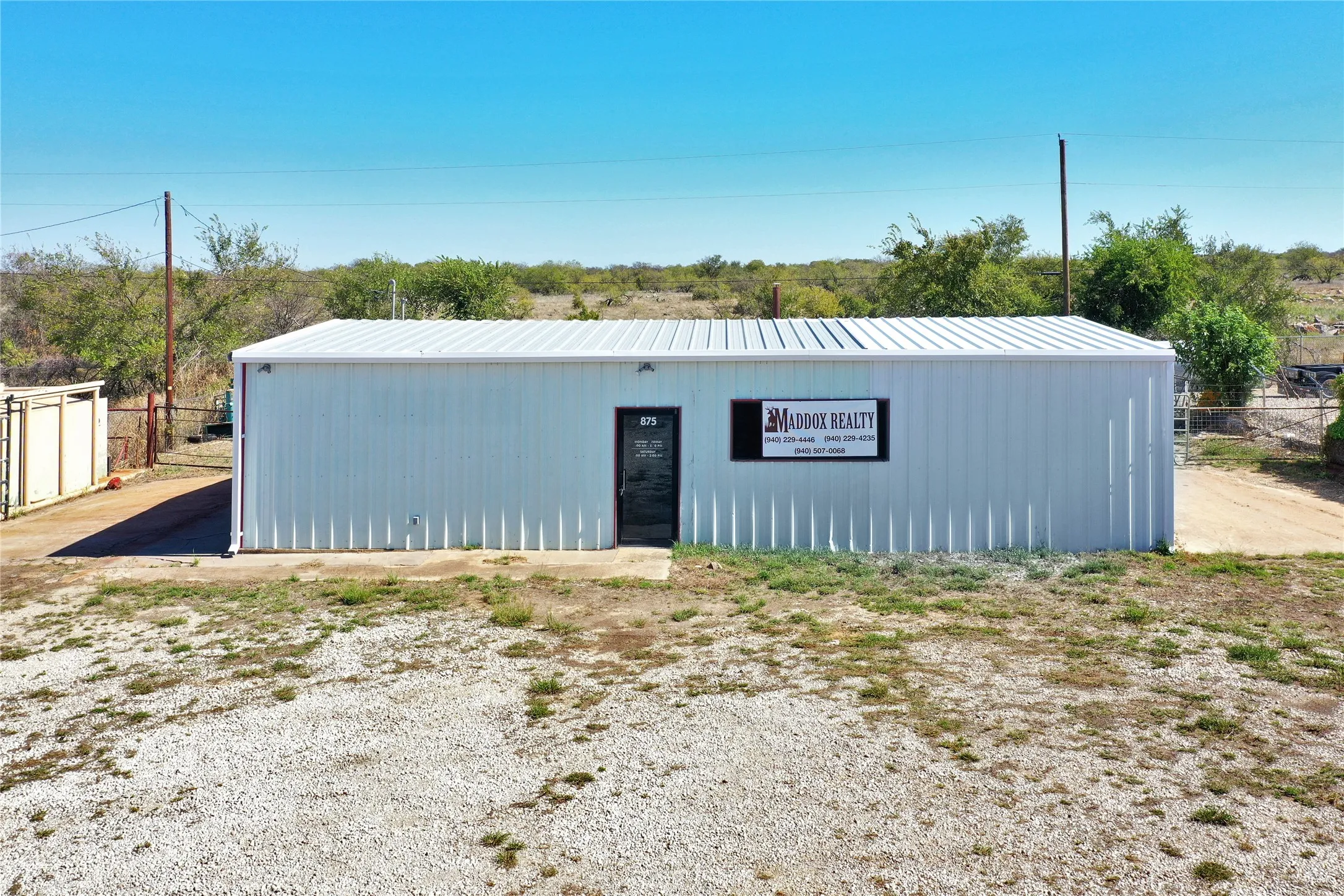 Warehouse For Sale in Jack County , 875 S Main Street, Jacksboro, Texas 76458, 0, 0, Garage spaces, 0 Sqft, built in 1980, mls#21406857, Real Estate Agent in Jacksboro, Homes For Sale in Jack county, Homes For Sale in Jacksboro, Realtor in Jacksboro Texas, Real Estate Brokerage Independent Realty Texas, Luminita Cordes Realtor