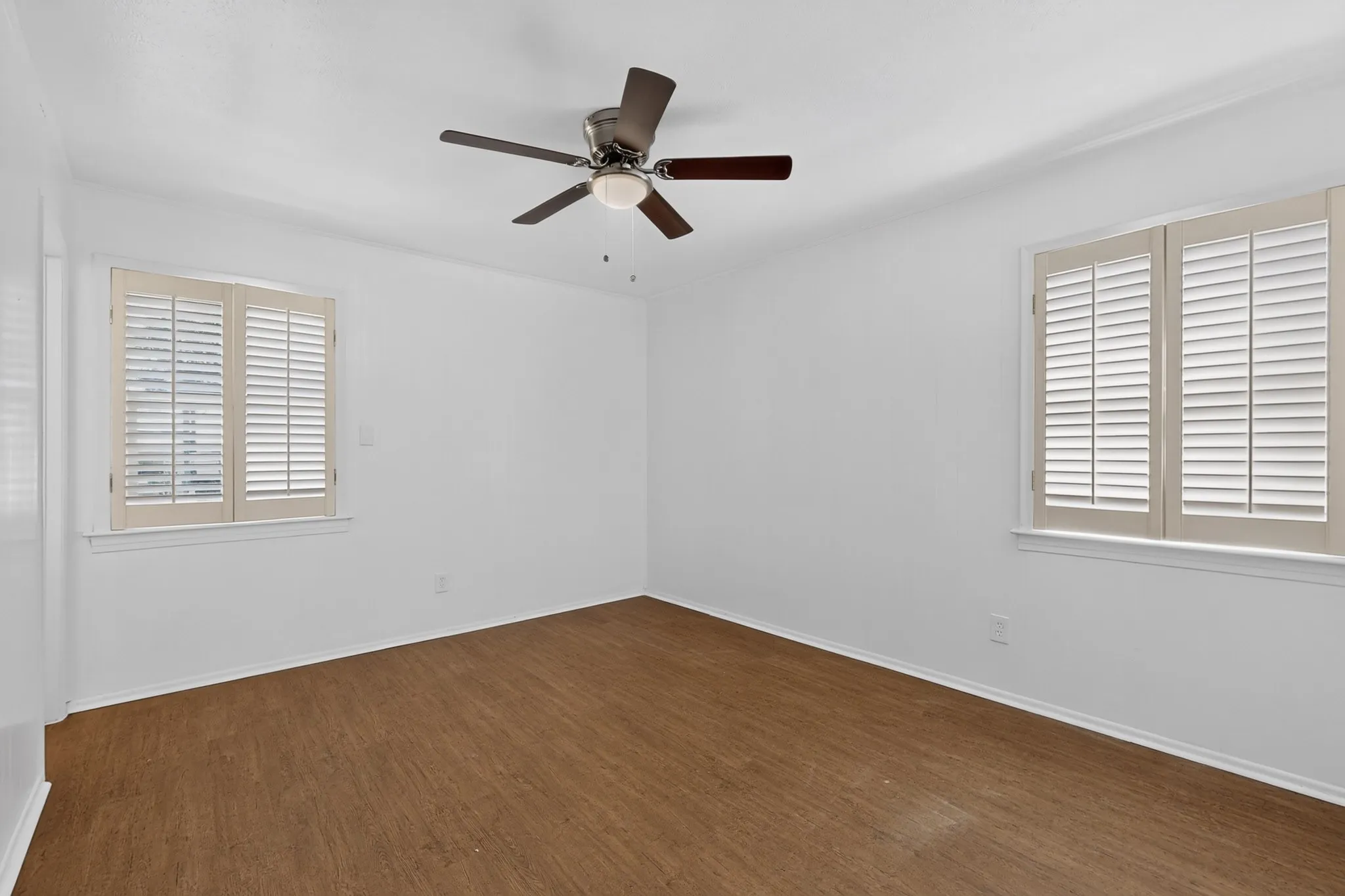 Single Family Residence For Rent in Dallas County , 4414 Greenland Drive, Mesquite, Texas 75150, 3 Bedroom, 2 Bathroom, 1 Garage spaces, 1,085 Sqft, built in 1961, mls#21406981, Real Estate Agent in Mesquite, Homes For Rent in Dallas county, Homes For Rent in Mesquite, Realtor in Mesquite Texas, Real Estate Brokerage Independent Realty Texas, Luminita Cordes Realtor