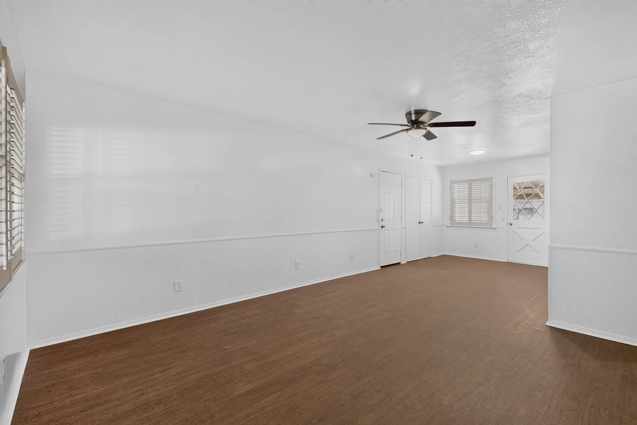 Single Family Residence For Rent in Dallas County , 4414 Greenland Drive, Mesquite, Texas 75150, 3 Bedroom, 2 Bathroom, 1 Garage spaces, 1,085 Sqft, built in 1961, mls#21406981, Real Estate Agent in Mesquite, Homes For Rent in Dallas county, Homes For Rent in Mesquite, Realtor in Mesquite Texas, Real Estate Brokerage Independent Realty Texas, Luminita Cordes Realtor