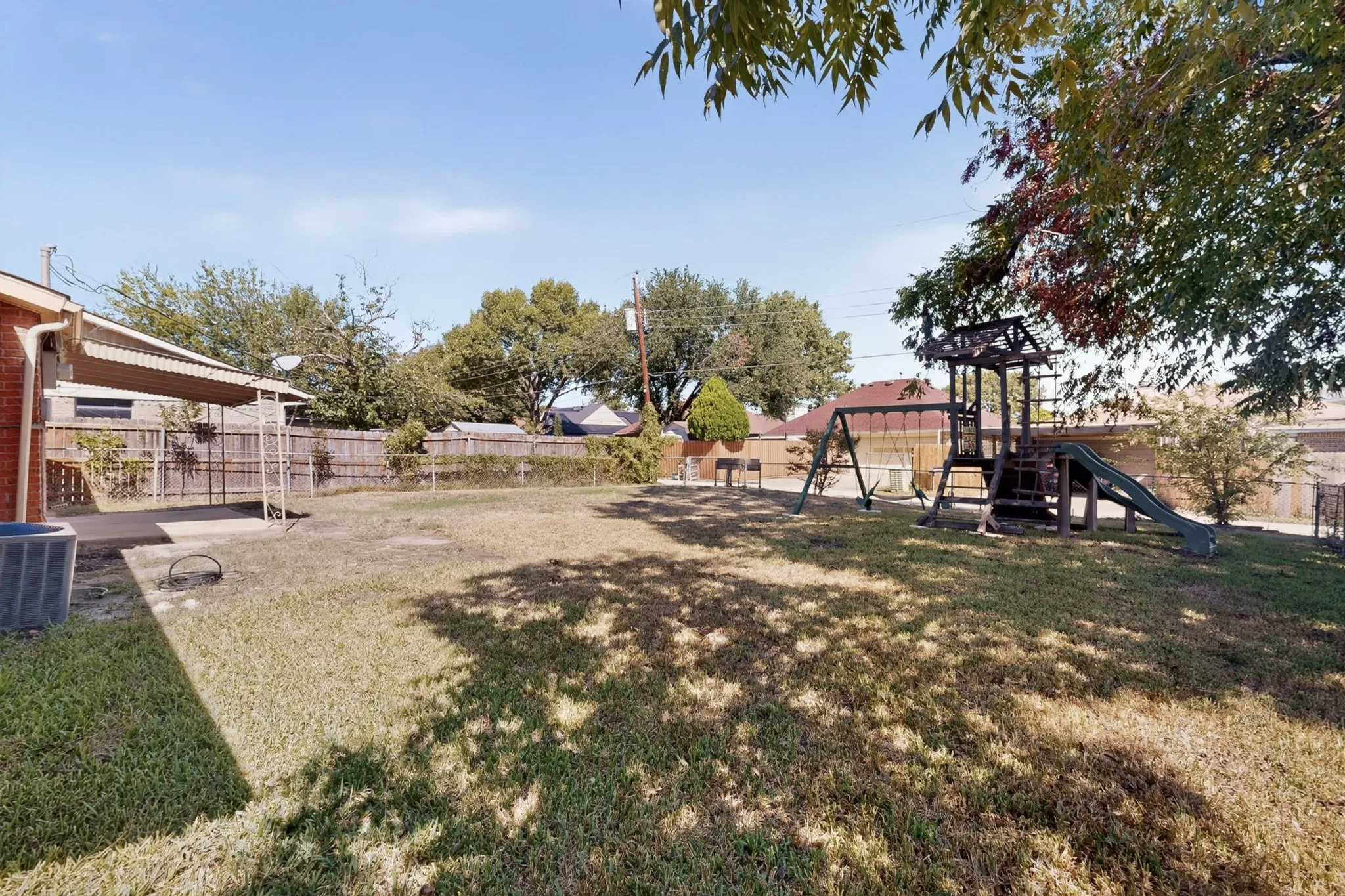 Single Family Residence For Rent in Dallas County , 4414 Greenland Drive, Mesquite, Texas 75150, 3 Bedroom, 2 Bathroom, 1 Garage spaces, 1,085 Sqft, built in 1961, mls#21406981, Real Estate Agent in Mesquite, Homes For Rent in Dallas county, Homes For Rent in Mesquite, Realtor in Mesquite Texas, Real Estate Brokerage Independent Realty Texas, Luminita Cordes Realtor
