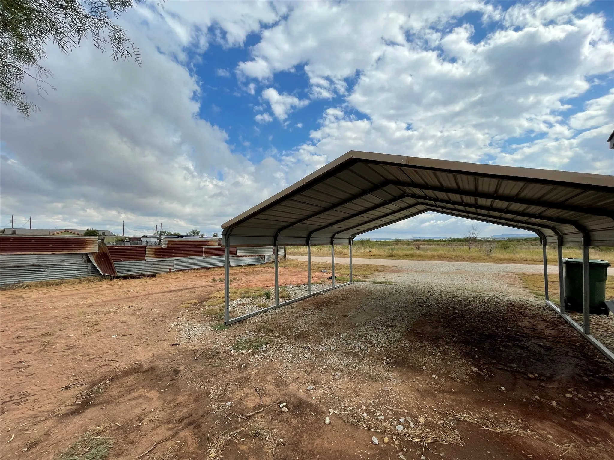 Mobile Home For Rent in Taylor County , 131 Vista Drive, Tye, Texas 79563, 3 Bedroom, 2 Bathroom, Garage spaces, 1,155 Sqft, built in 2024, mls#21406977, Real Estate Agent in Tye, Homes For Rent in Taylor county, Homes For Rent in Tye, Realtor in Tye Texas, Real Estate Brokerage Independent Realty Texas, Luminita Cordes Realtor
