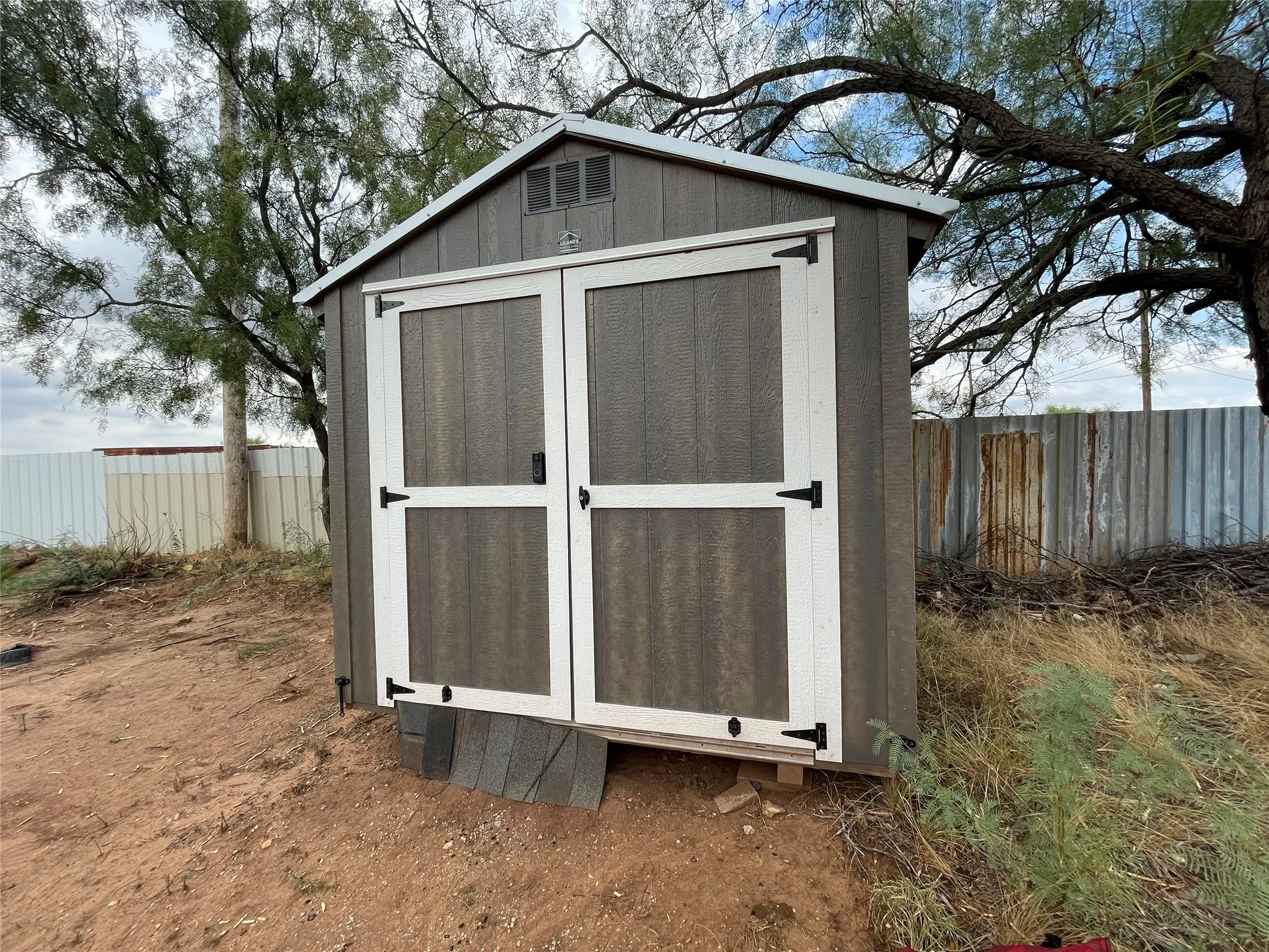 Mobile Home For Rent in Taylor County , 131 Vista Drive, Tye, Texas 79563, 3 Bedroom, 2 Bathroom, Garage spaces, 1,155 Sqft, built in 2024, mls#21406977, Real Estate Agent in Tye, Homes For Rent in Taylor county, Homes For Rent in Tye, Realtor in Tye Texas, Real Estate Brokerage Independent Realty Texas, Luminita Cordes Realtor