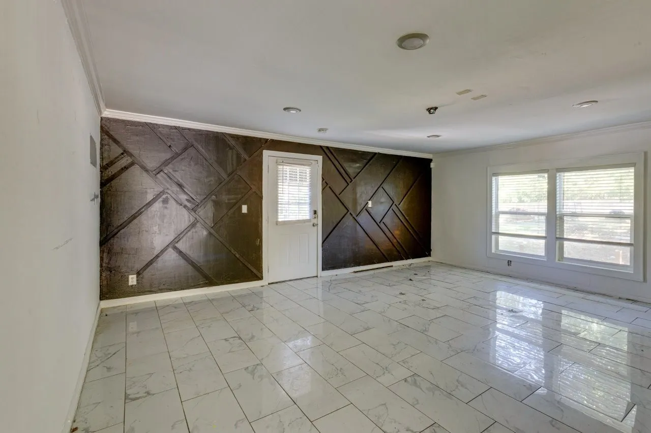 Business For Sale in Dallas County , 105 Barrows Lane, De Soto, Texas 75115, 0, 0, Garage spaces, 0 Sqft, built in 1957, mls#21406953, Real Estate Agent in De Soto, Homes For Sale in Dallas county, Homes For Sale in De Soto, Realtor in De Soto Texas, Real Estate Brokerage Independent Realty Texas, Luminita Cordes Realtor