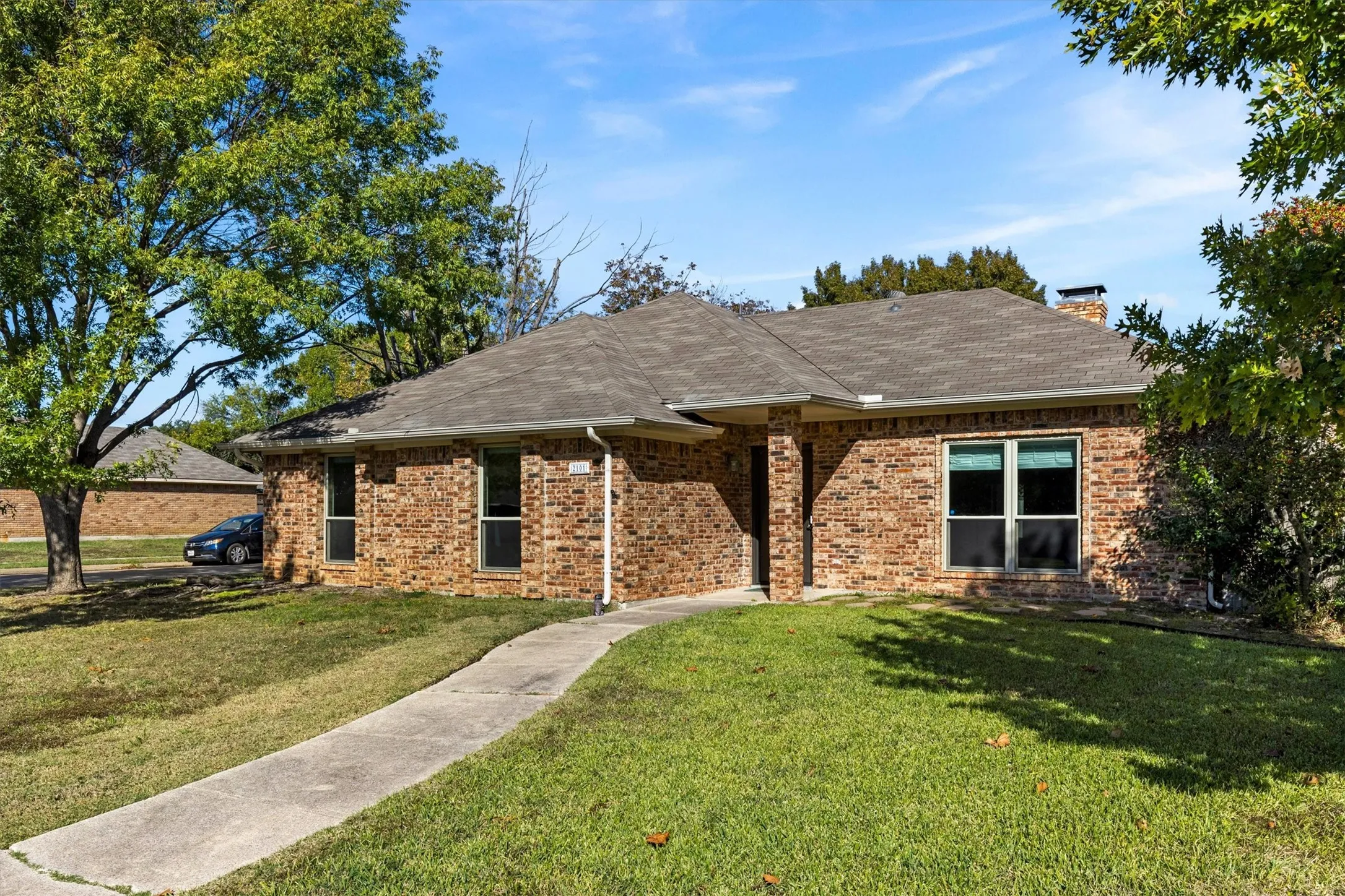 Single Family Residence For Rent in Collin County , 2101 Covered Wagon Drive, Plano, Texas 75074, 3 Bedroom, 2 Bathroom, 2 Garage spaces, 1,474 Sqft, built in 1984, mls#21406524, Real Estate Agent in Plano, Homes For Rent in Collin county, Homes For Rent in Plano, Realtor in Plano Texas, Real Estate Brokerage Independent Realty Texas, Luminita Cordes Realtor