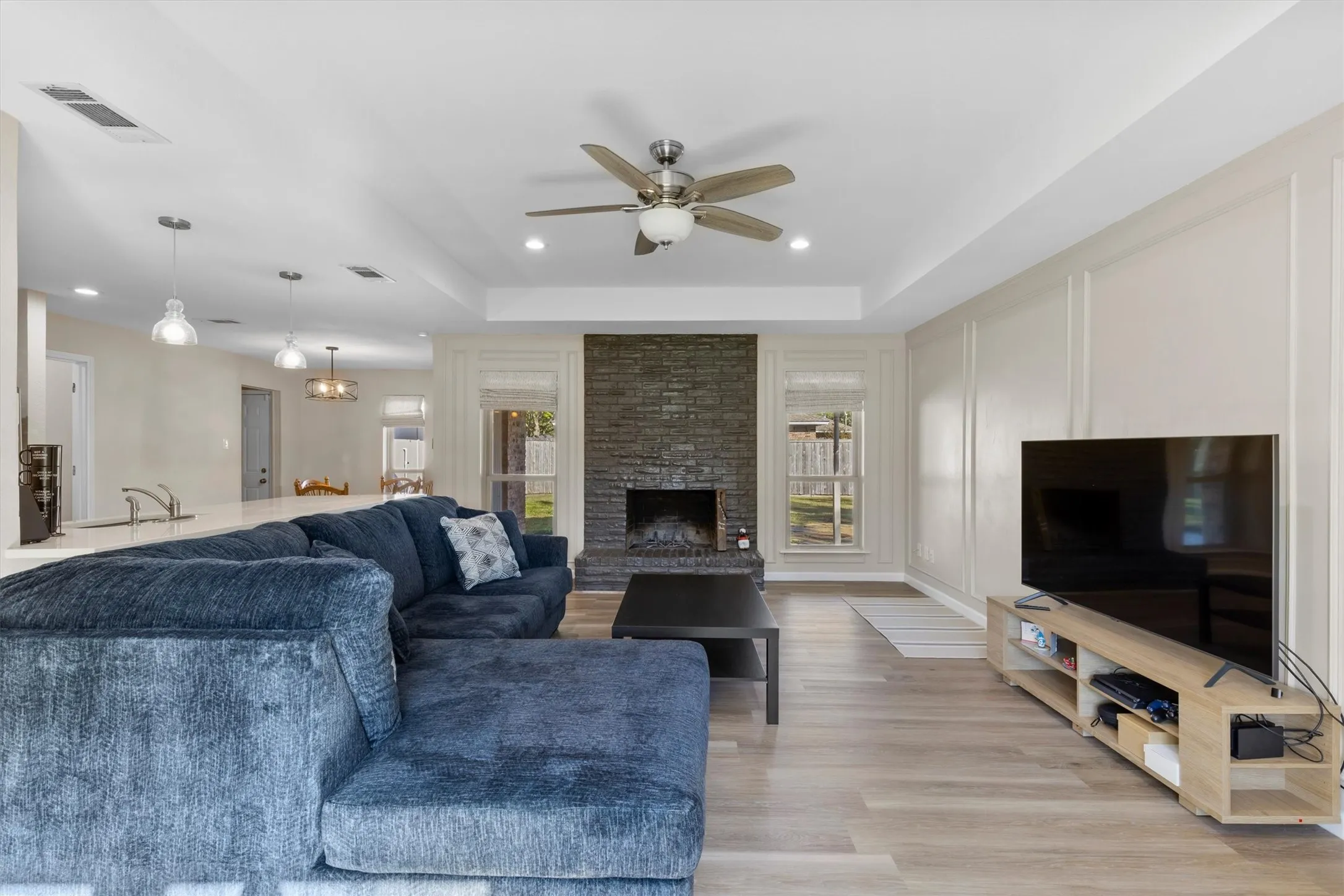 Single Family Residence For Rent in Collin County , 2101 Covered Wagon Drive, Plano, Texas 75074, 3 Bedroom, 2 Bathroom, 2 Garage spaces, 1,474 Sqft, built in 1984, mls#21406524, Real Estate Agent in Plano, Homes For Rent in Collin county, Homes For Rent in Plano, Realtor in Plano Texas, Real Estate Brokerage Independent Realty Texas, Luminita Cordes Realtor