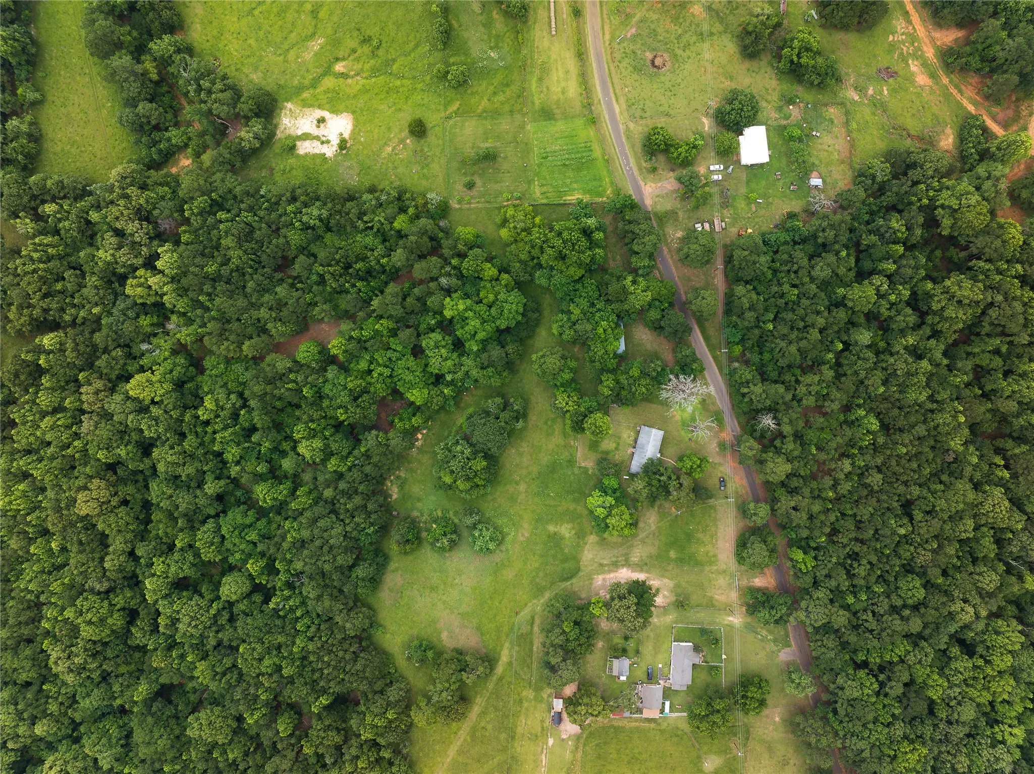 Improved Land For Sale in Anderson County , 519 An County Rd 450, Palestine, Texas 75803, 0, 0, Garage spaces, 0 Sqft, built in 1962, mls#21406968, Real Estate Agent in Palestine, Homes For Sale in Anderson county, Homes For Sale in Palestine, Realtor in Palestine Texas, Real Estate Brokerage Independent Realty Texas, Luminita Cordes Realtor