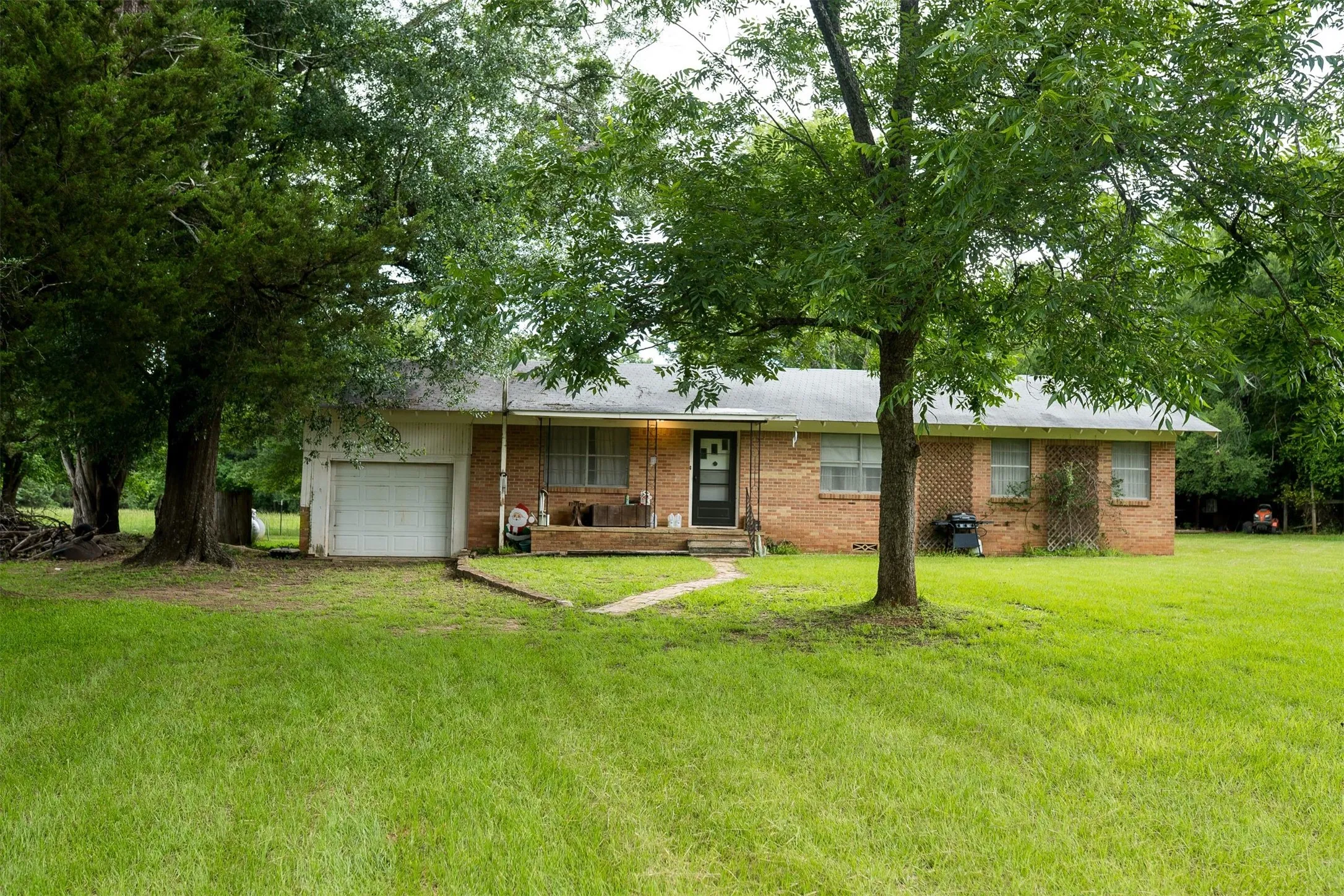 Improved Land For Sale in Anderson County , 519 An County Rd 450, Palestine, Texas 75803, 0, 0, Garage spaces, 0 Sqft, built in 1962, mls#21406968, Real Estate Agent in Palestine, Homes For Sale in Anderson county, Homes For Sale in Palestine, Realtor in Palestine Texas, Real Estate Brokerage Independent Realty Texas, Luminita Cordes Realtor
