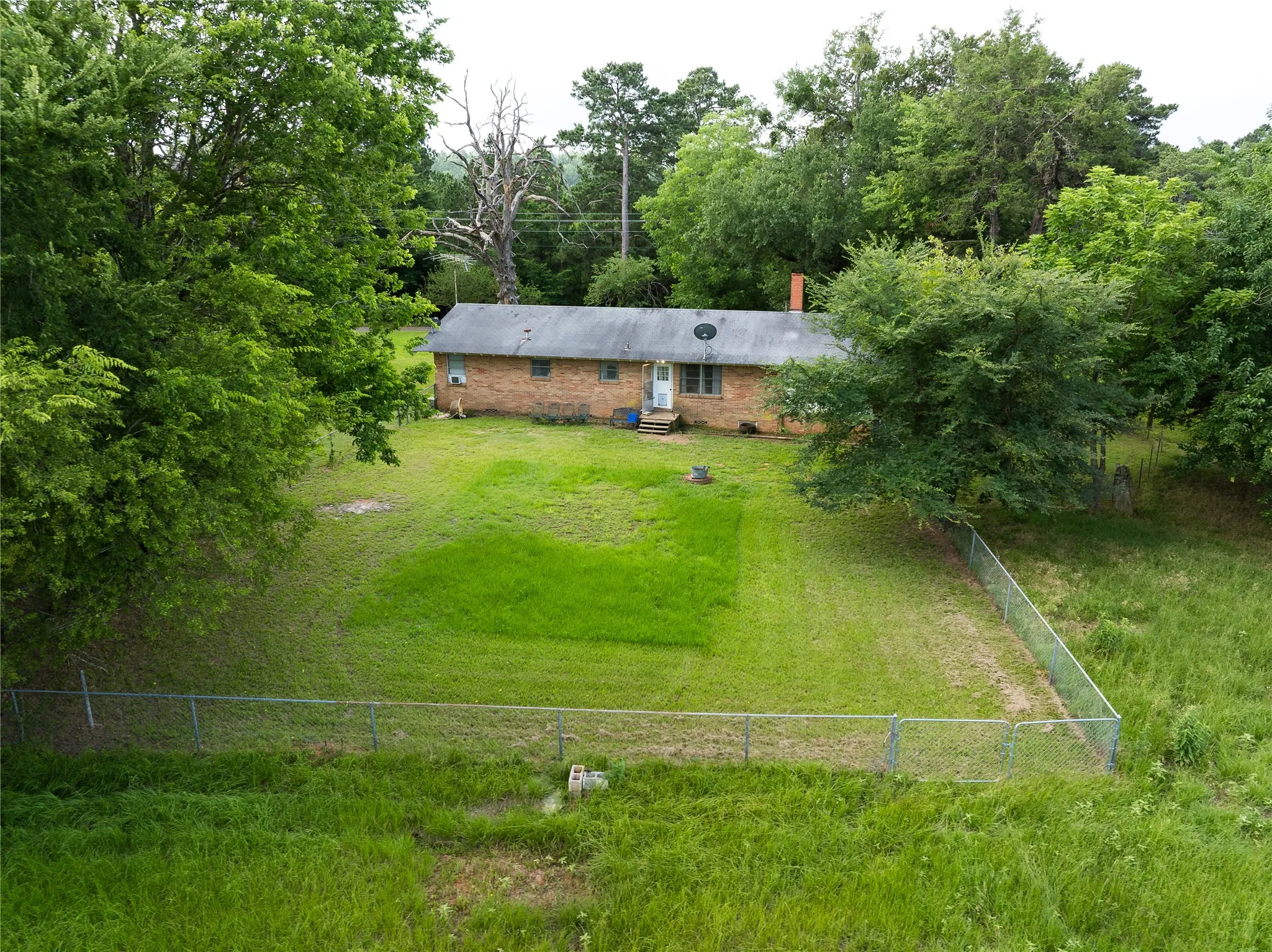 Improved Land For Sale in Anderson County , 519 An County Rd 450, Palestine, Texas 75803, 0, 0, Garage spaces, 0 Sqft, built in 1962, mls#21406968, Real Estate Agent in Palestine, Homes For Sale in Anderson county, Homes For Sale in Palestine, Realtor in Palestine Texas, Real Estate Brokerage Independent Realty Texas, Luminita Cordes Realtor