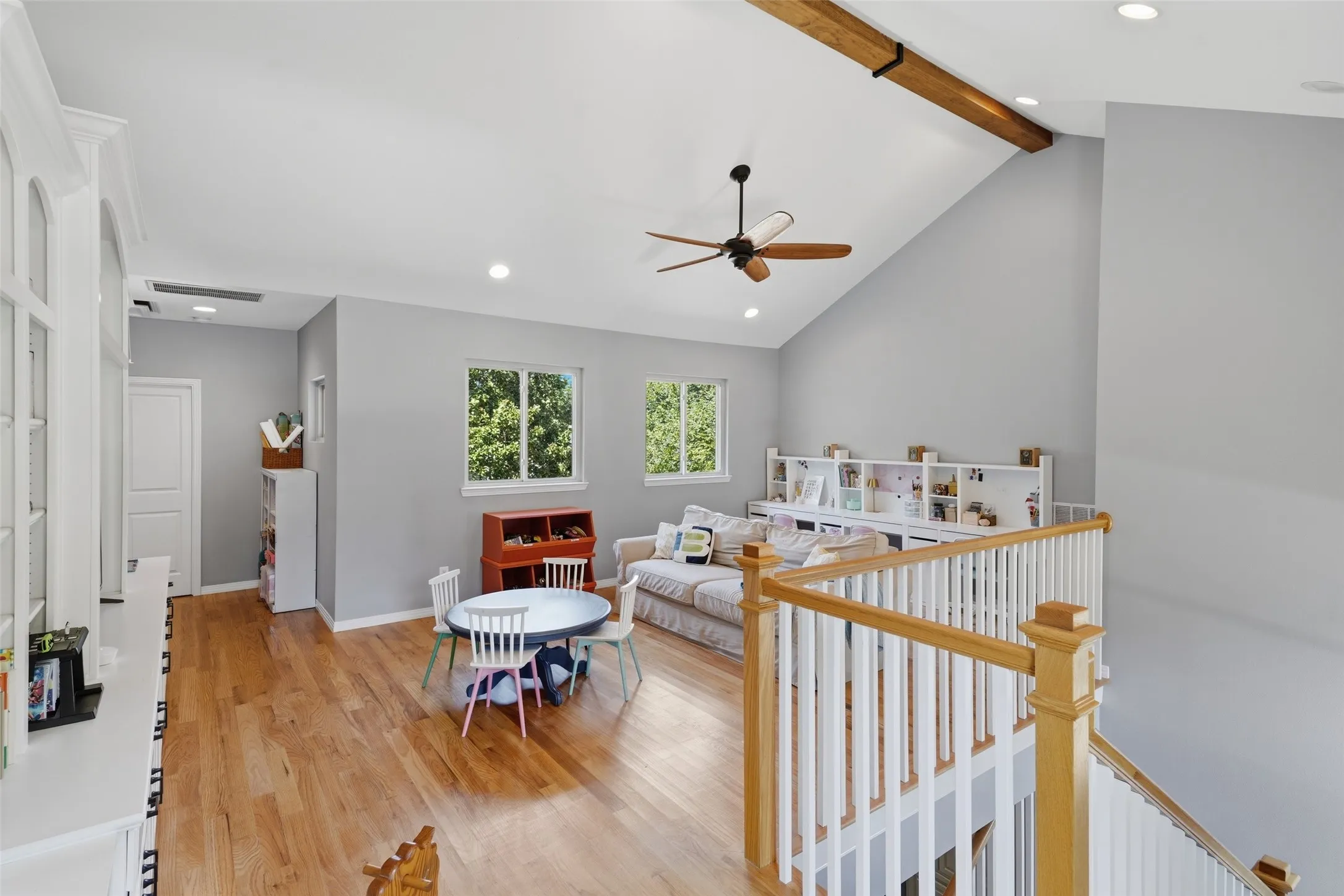 Great upstairs family room - multiple walk in closets, custom built ins and tons of space for everyone to play and work!
