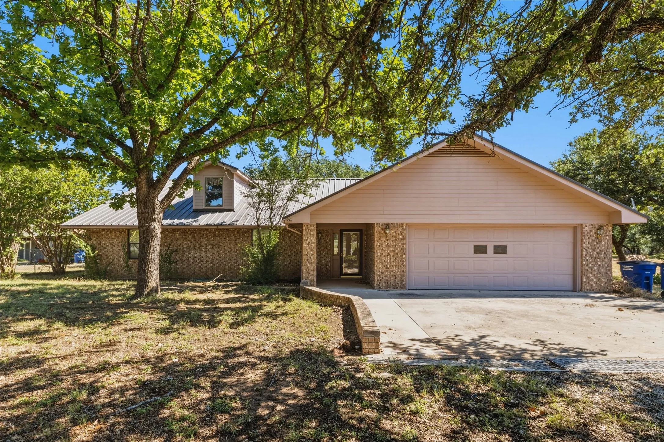 Single Family Residence For Sale