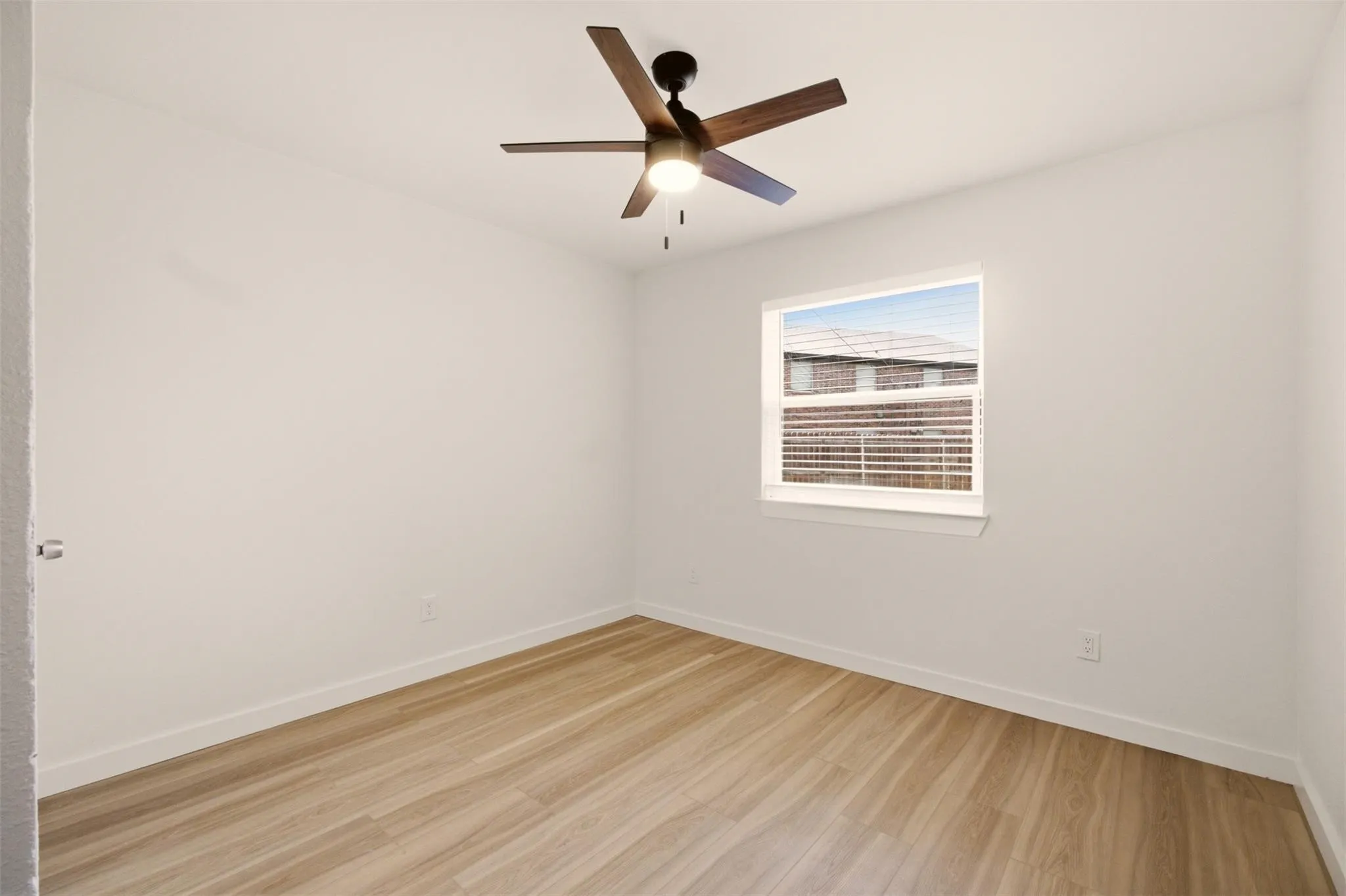 Apartment For Rent in Tarrant County , 908 Isbell Road B, Fort Worth, Texas 76114, 2 Bedroom, 2 Bathroom, Garage spaces, 920 Sqft, built in 1983, mls#21402202, Real Estate Agent in Fort Worth, Homes For Rent in Tarrant county, Homes For Rent in Fort Worth, Realtor in Fort Worth Texas, Real Estate Brokerage Independent Realty Texas, Luminita Cordes Realtor