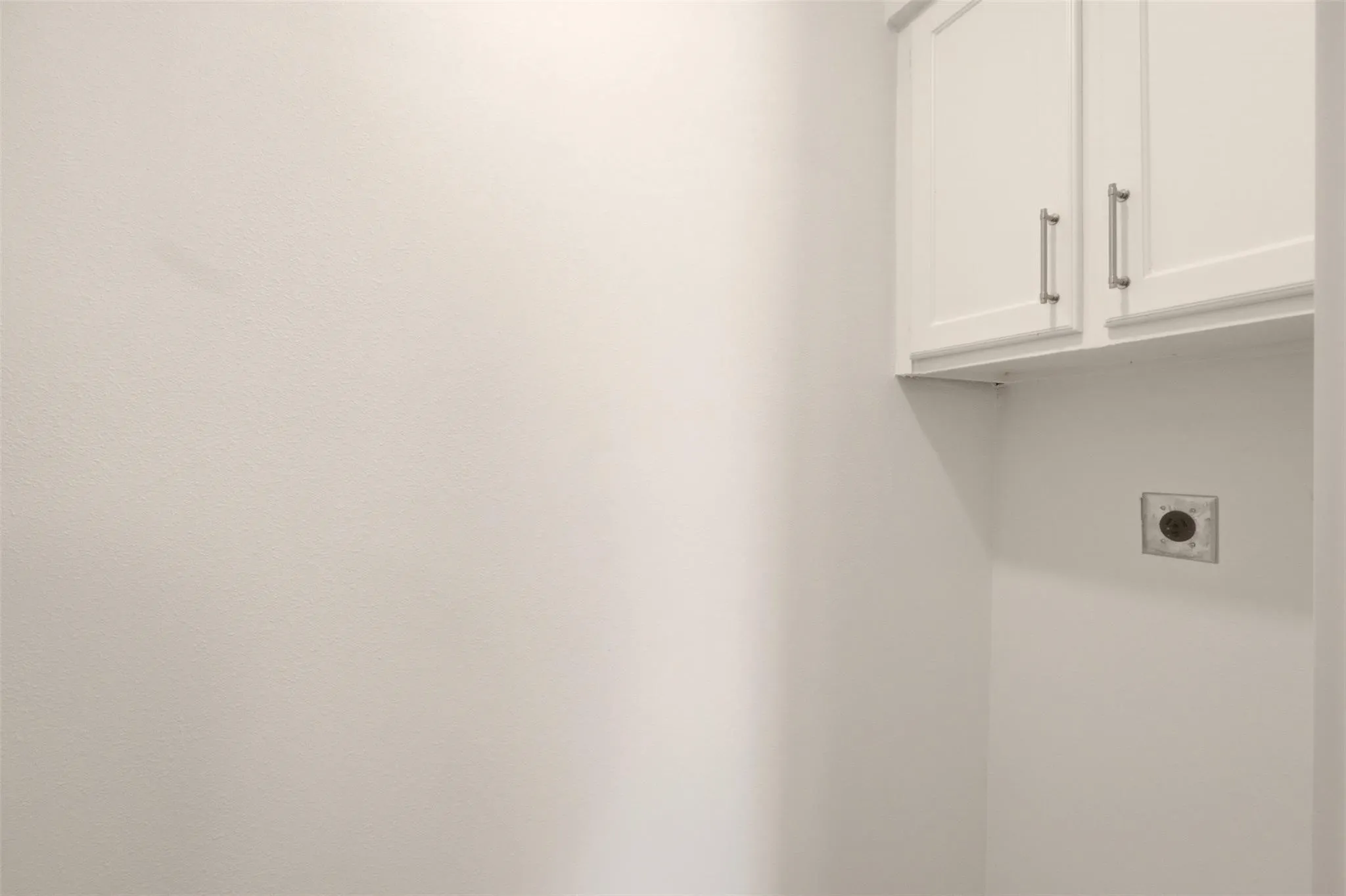 Apartment For Rent in Tarrant County , 908 Isbell Road B, Fort Worth, Texas 76114, 2 Bedroom, 2 Bathroom, Garage spaces, 920 Sqft, built in 1983, mls#21402202, Real Estate Agent in Fort Worth, Homes For Rent in Tarrant county, Homes For Rent in Fort Worth, Realtor in Fort Worth Texas, Real Estate Brokerage Independent Realty Texas, Luminita Cordes Realtor
