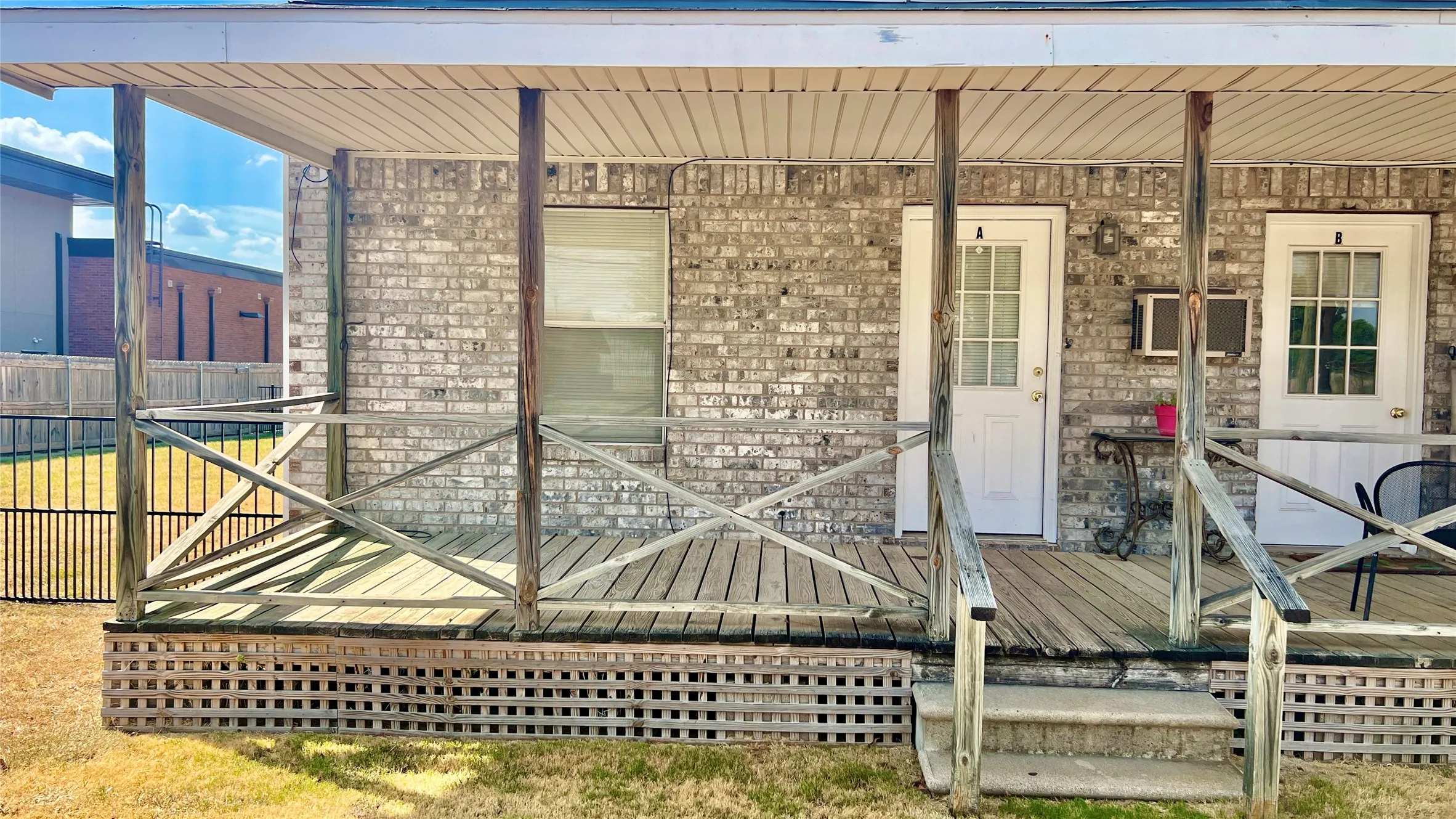 Single Family Residence For Rent