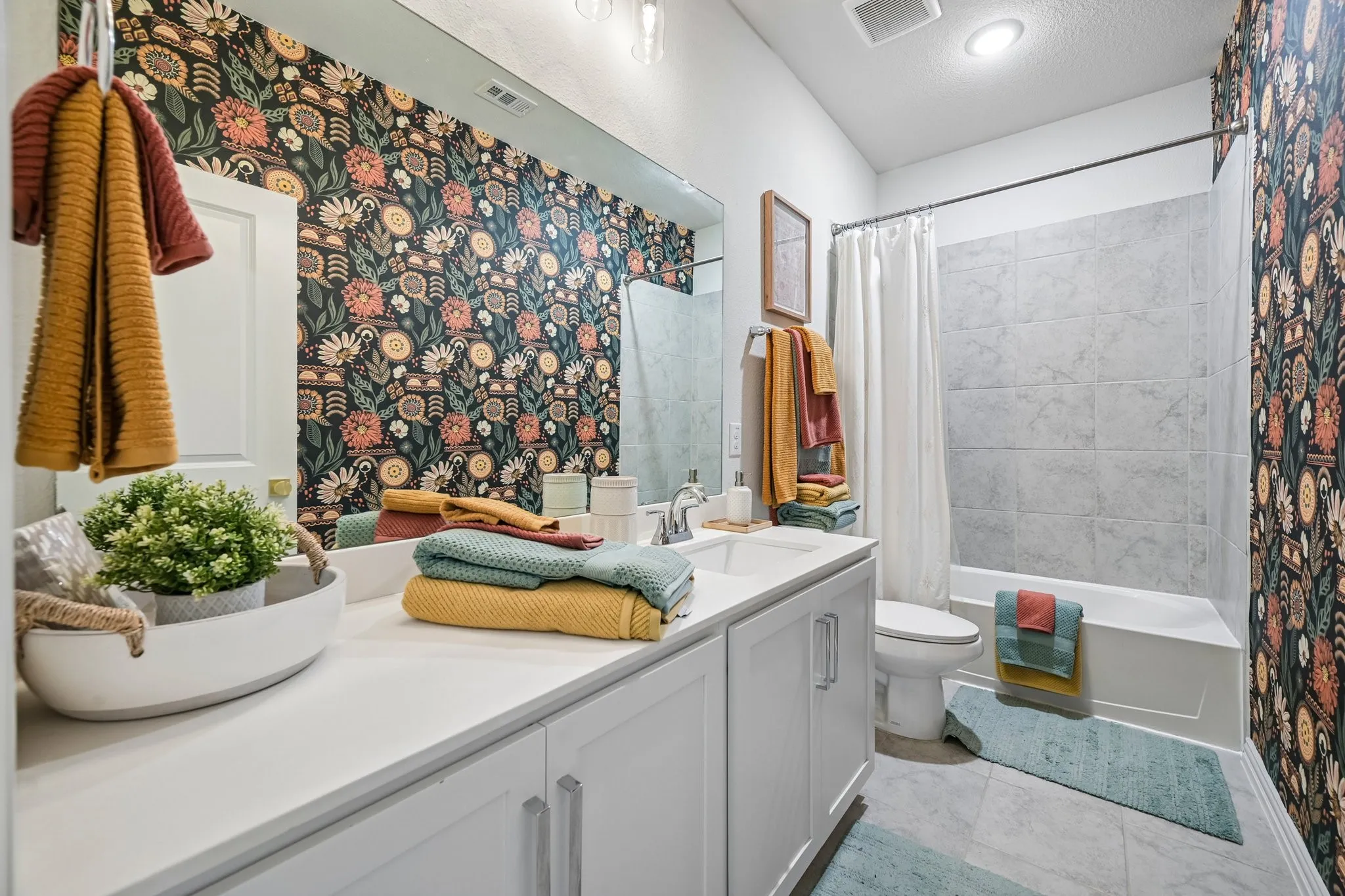Single Family Residence For Sale in Grayson County , 517 Red Barn, Van Alstyne, Texas 75495, 4 Bedroom, 3 Bathroom, 2 Garage spaces, 2,487 Sqft, built in 2024, mls#21404531, Real Estate Agent in Van Alstyne, Homes For Sale in Grayson county, Homes For Sale in Van Alstyne, Realtor in Van Alstyne Texas, Real Estate Brokerage Independent Realty Texas, Luminita Cordes Realtor